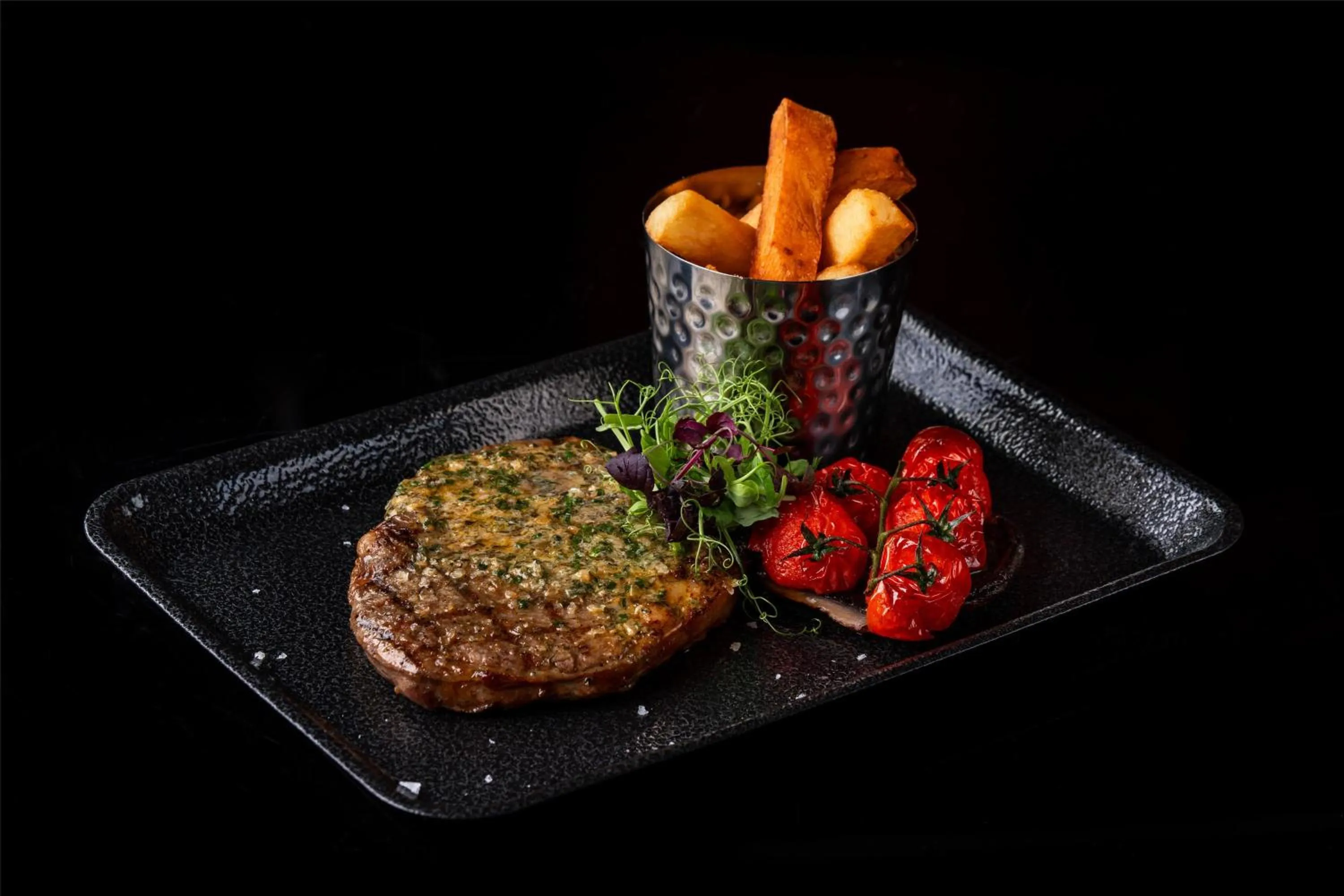 Food and drinks in Radisson Blu Hotel, Dubai Media City