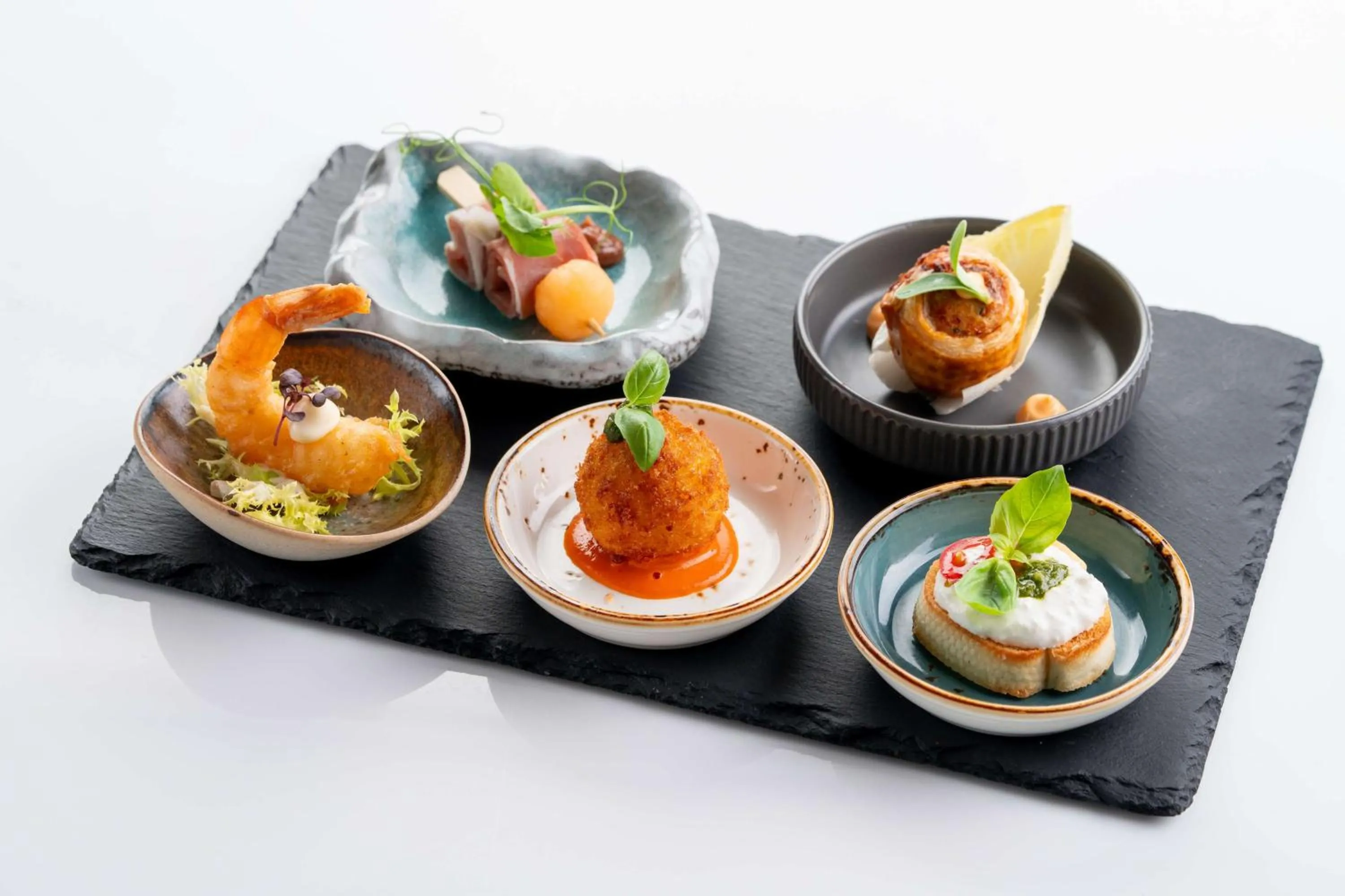 Food and drinks in Radisson Blu Hotel, Dubai Media City