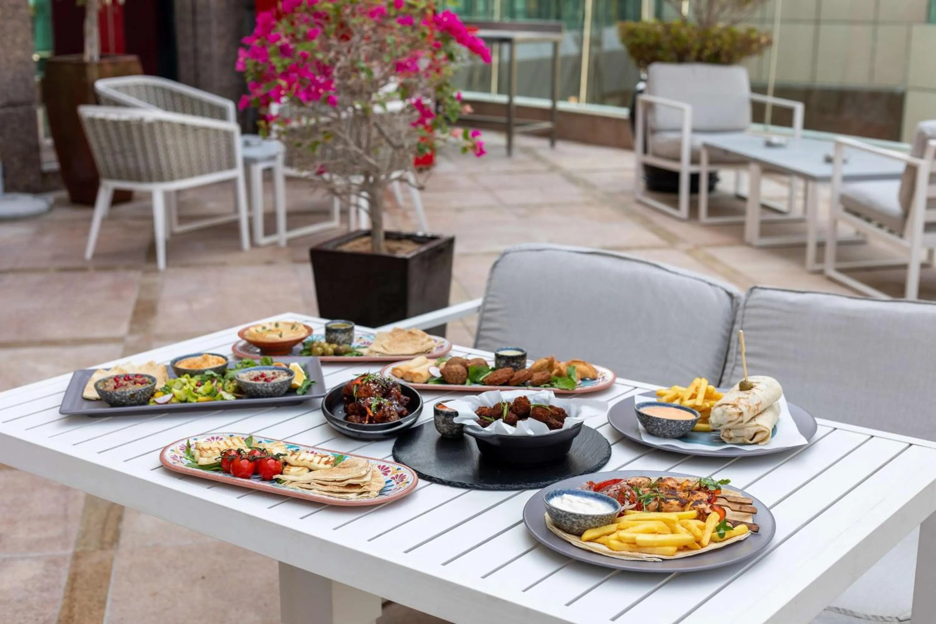 Food and drinks in Radisson Blu Hotel, Dubai Media City