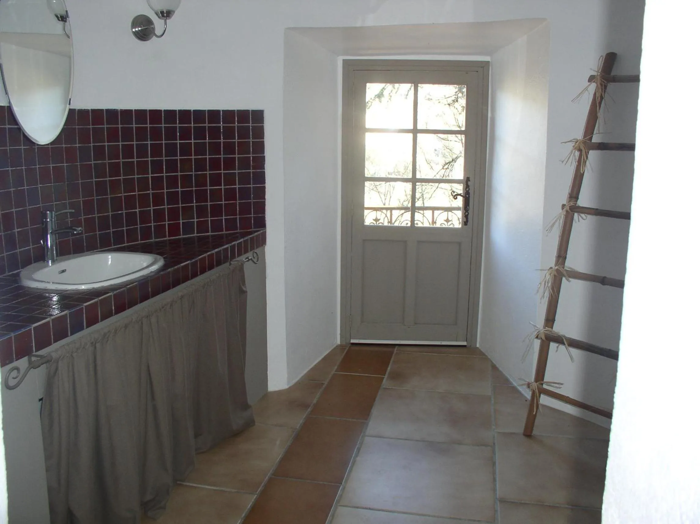 Bathroom in Le Château de Cambiaire