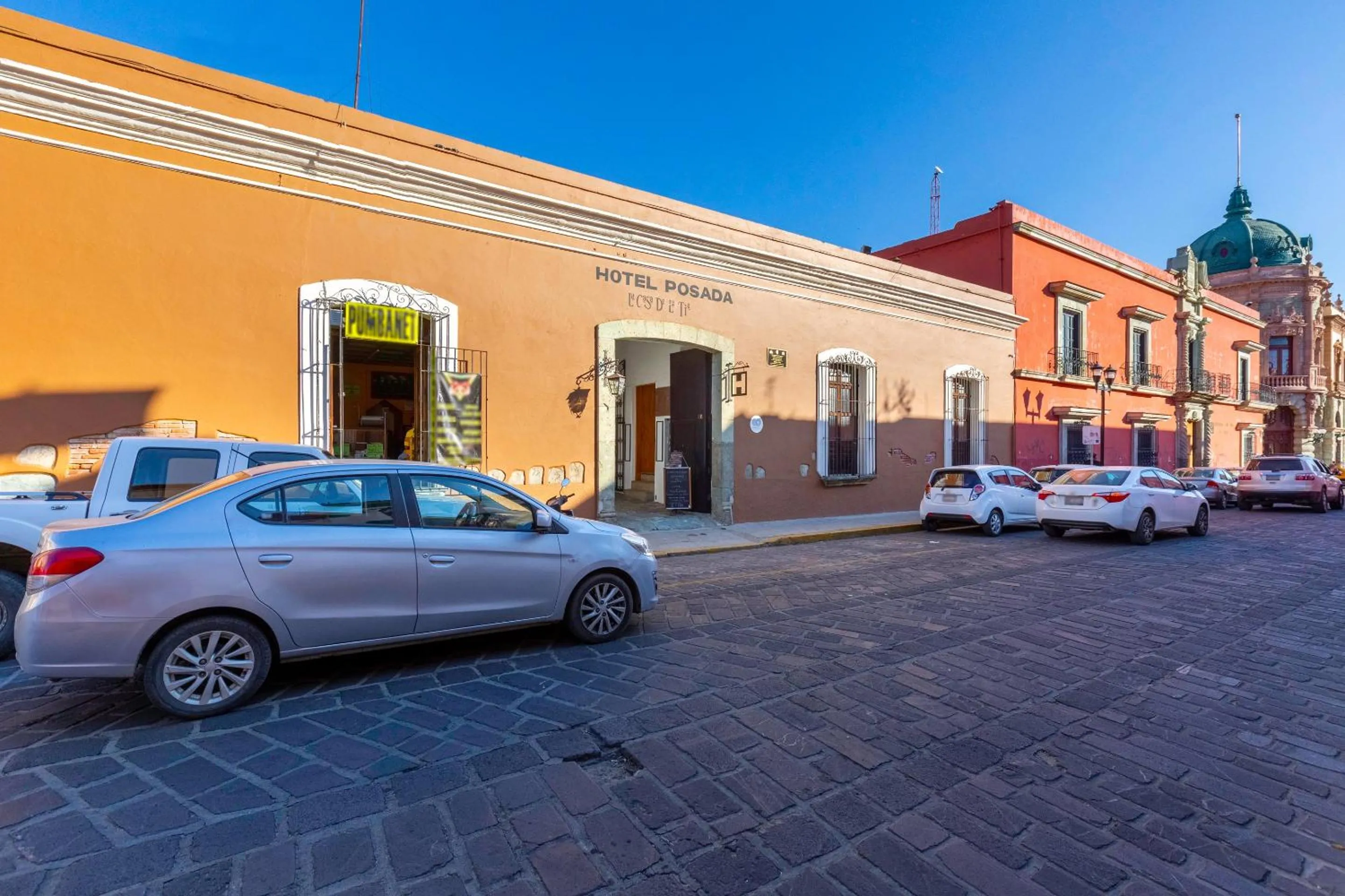 Facade/entrance in Capital O Posada La Casa De La Tia, Oaxaca