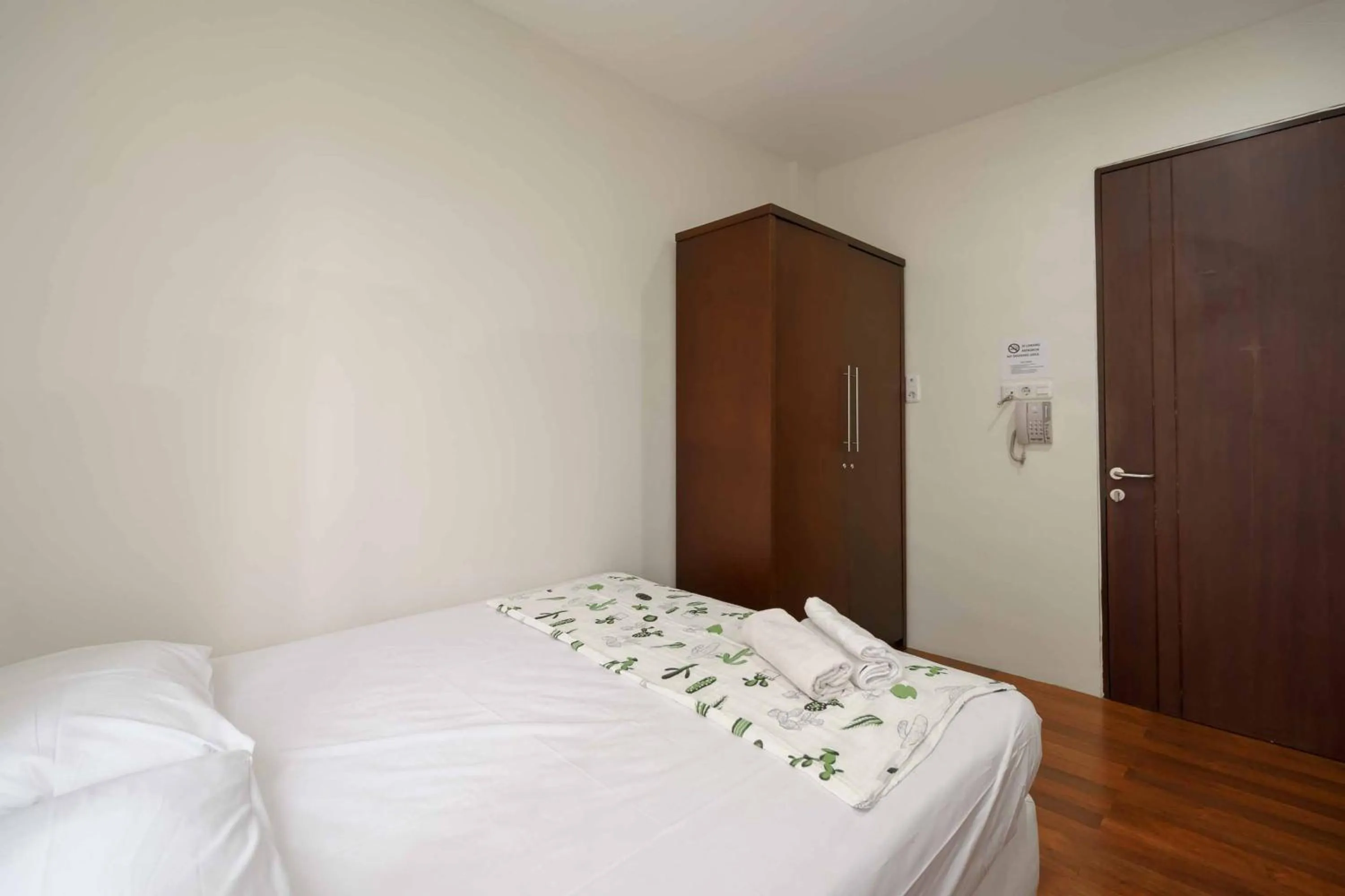 Bed in Avalon Karawaci Mitra RedDoorz