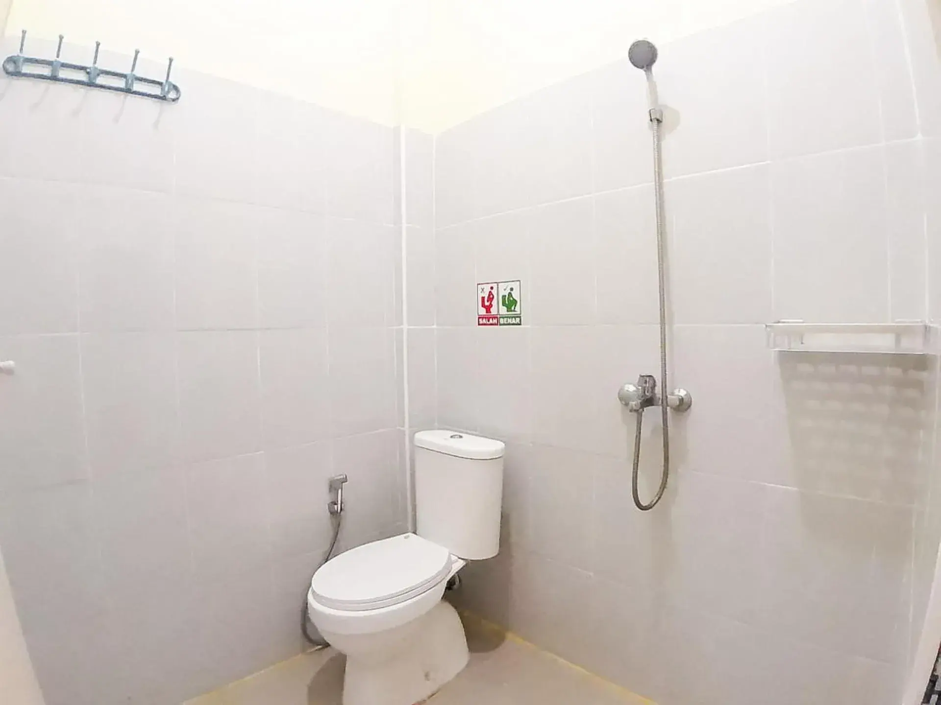 RedDoorz Syariah near Transmart Jambi 2 RedDoorz Syariah near Transmart Jambi 2