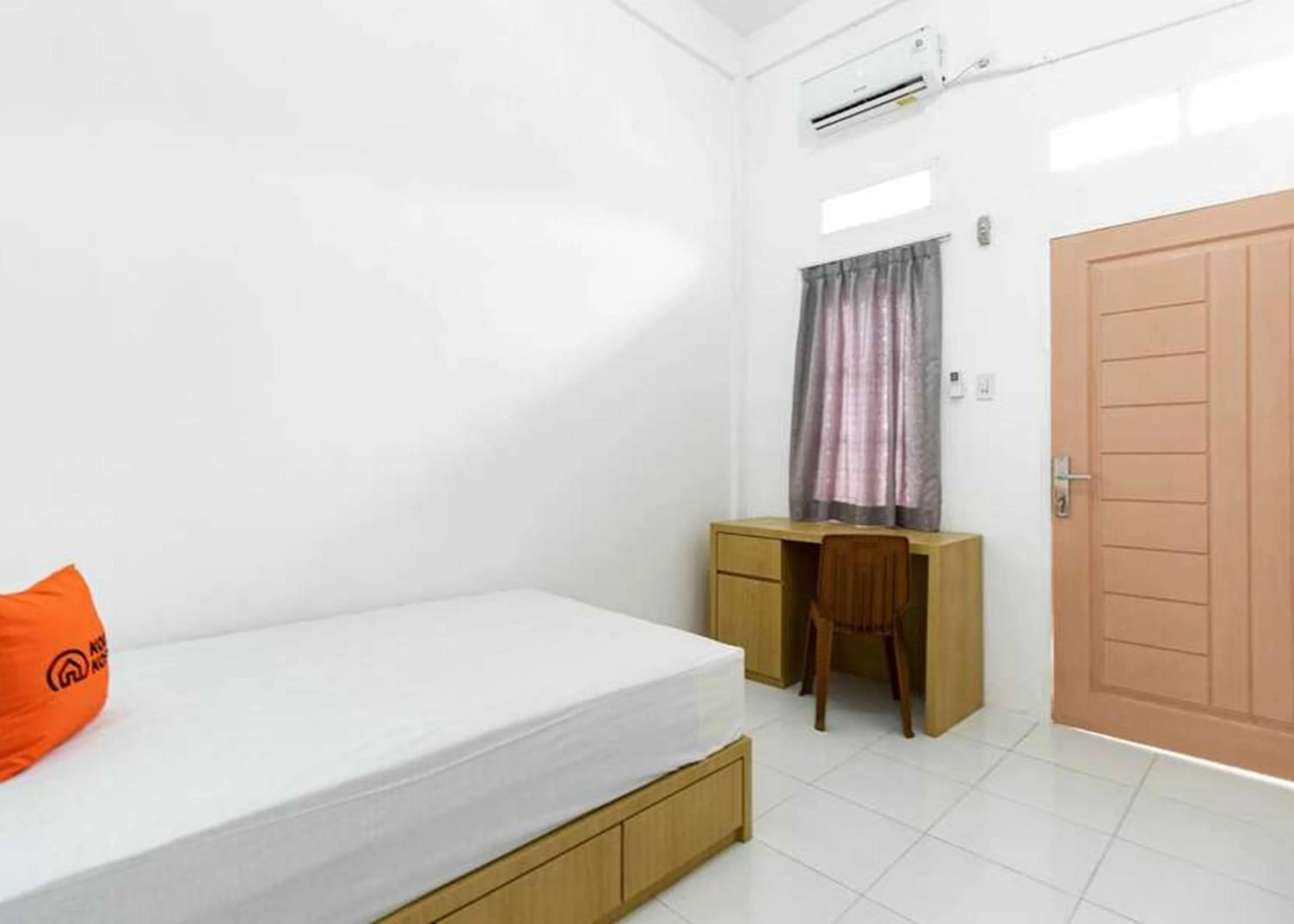 Bed in KoolKost near Wisata Purwahamba Indah Tegal