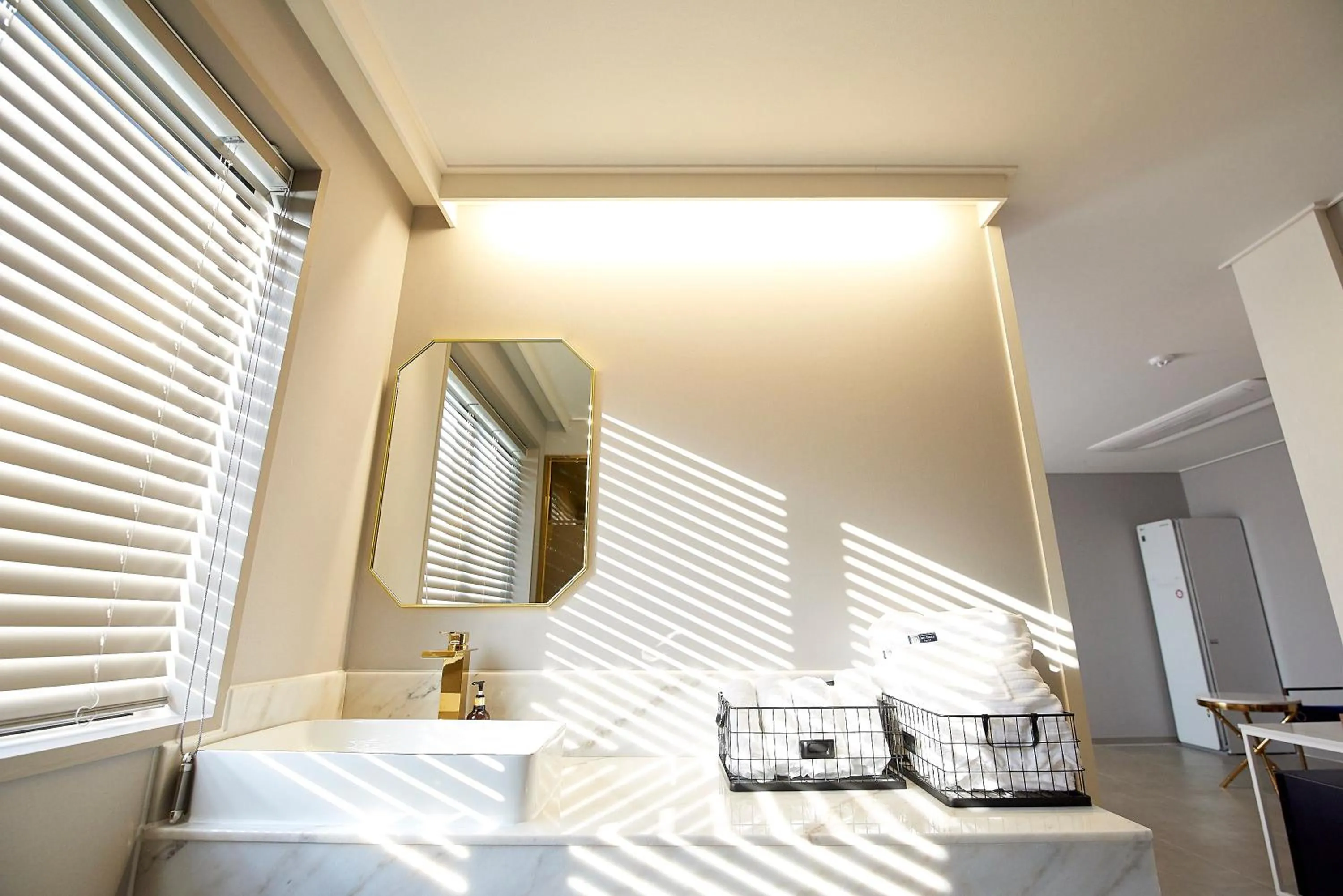 Bathroom, Bed in Denbasta Hotel