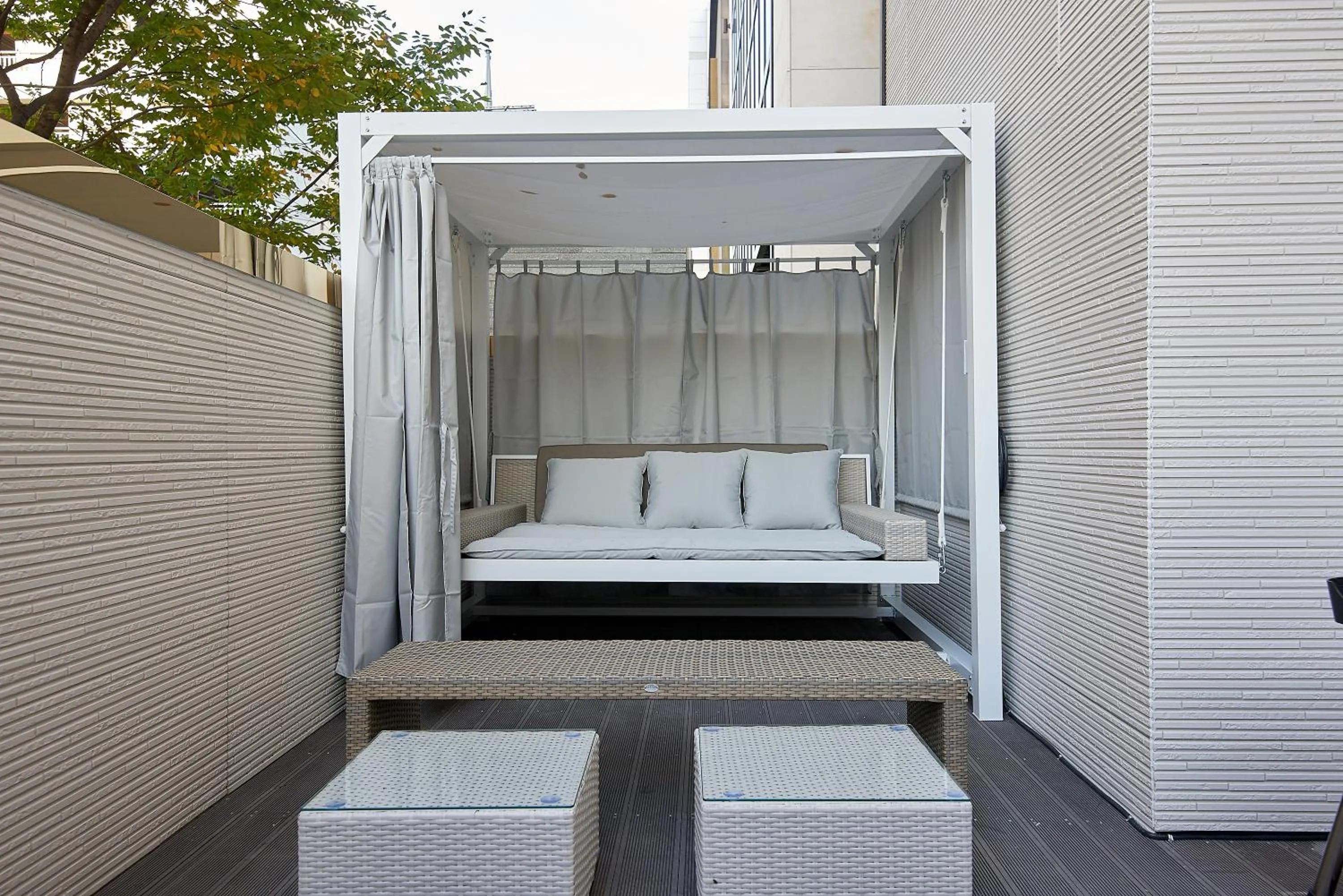 Balcony/Terrace, Bed in Denbasta Hotel