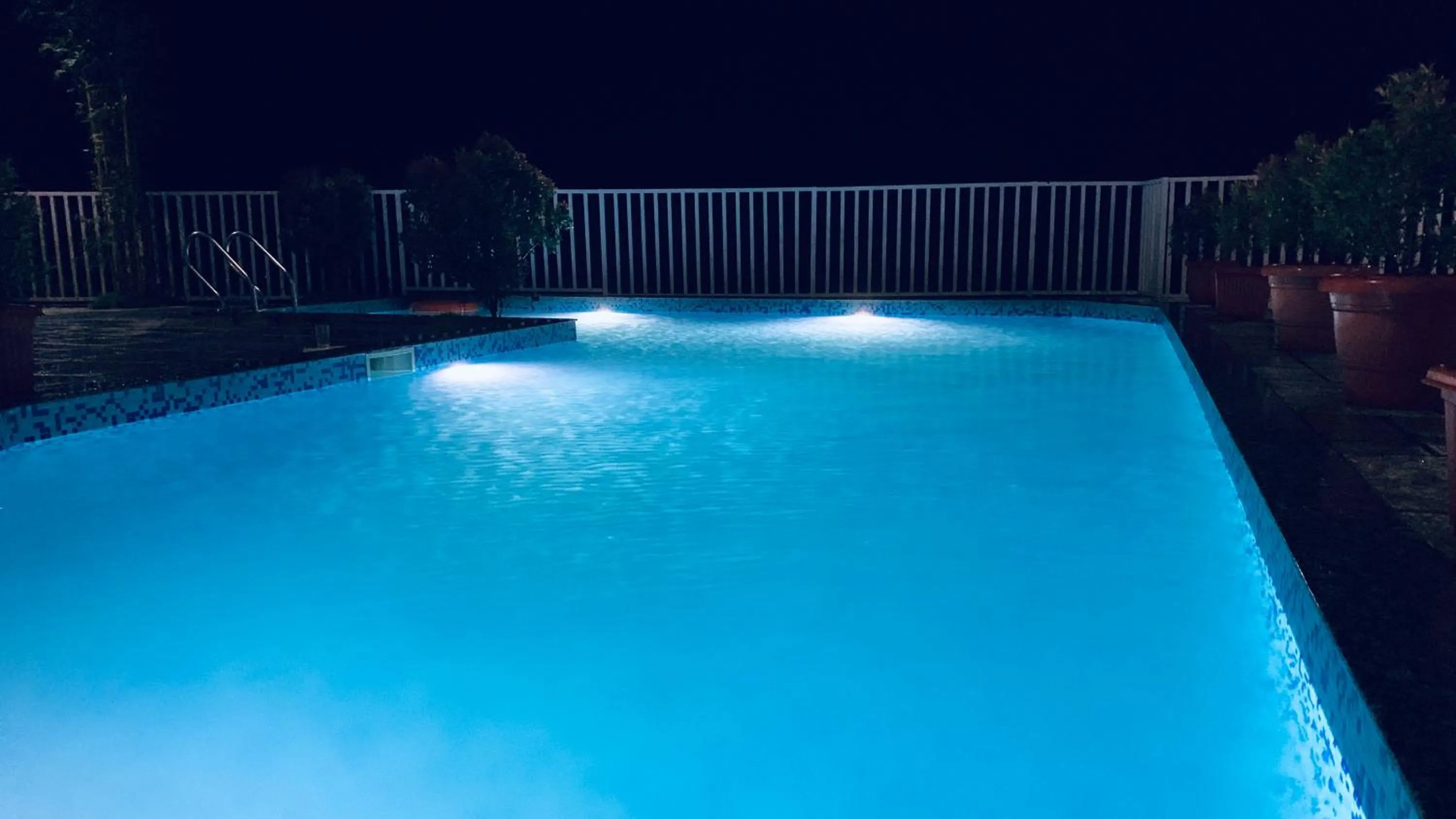 Pool view in CHILLAX Resorts Palakkayam THATTU