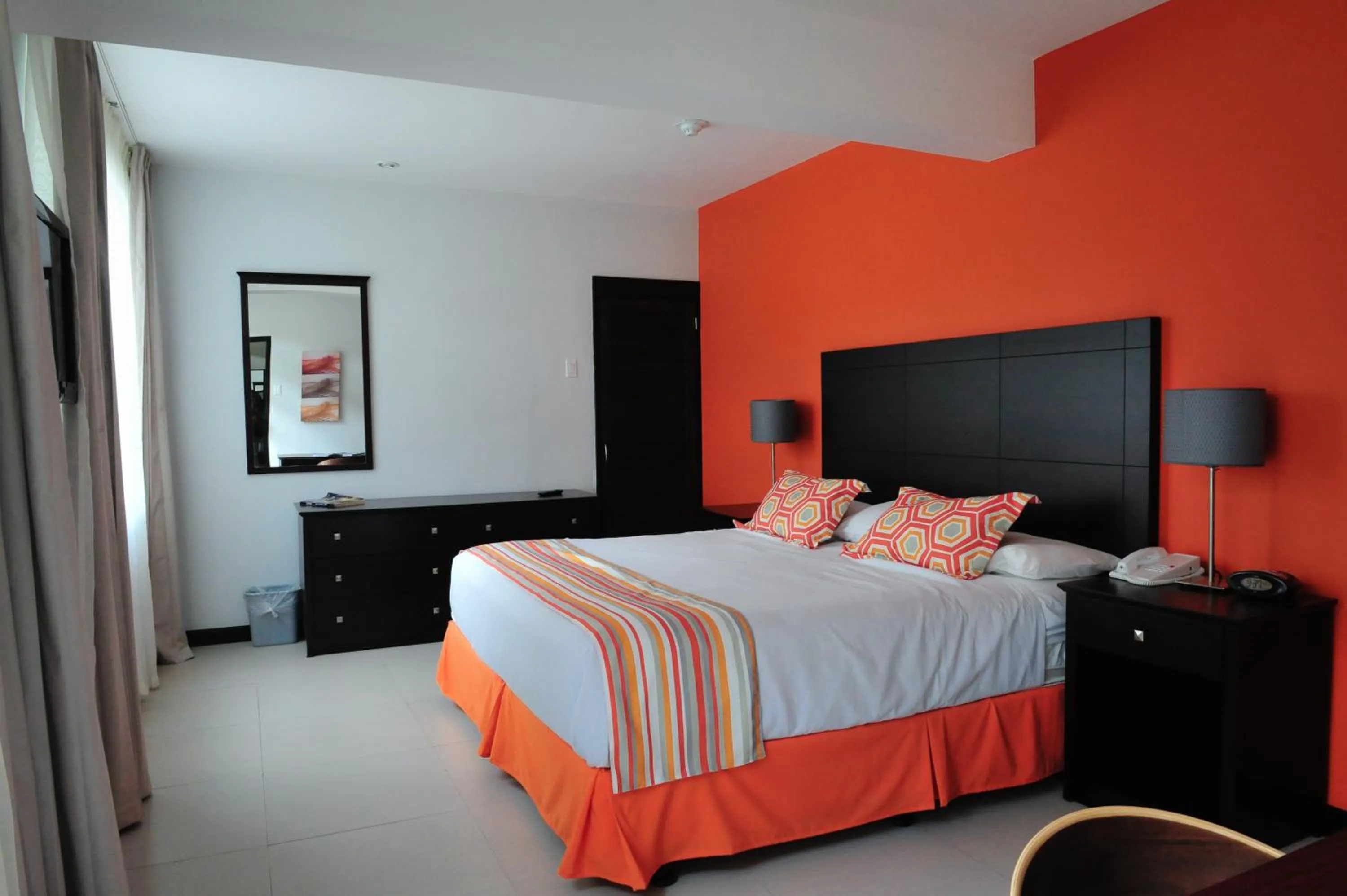 Bed in Talk of the Town Beach Hotel & Beach Club by GH Hoteles