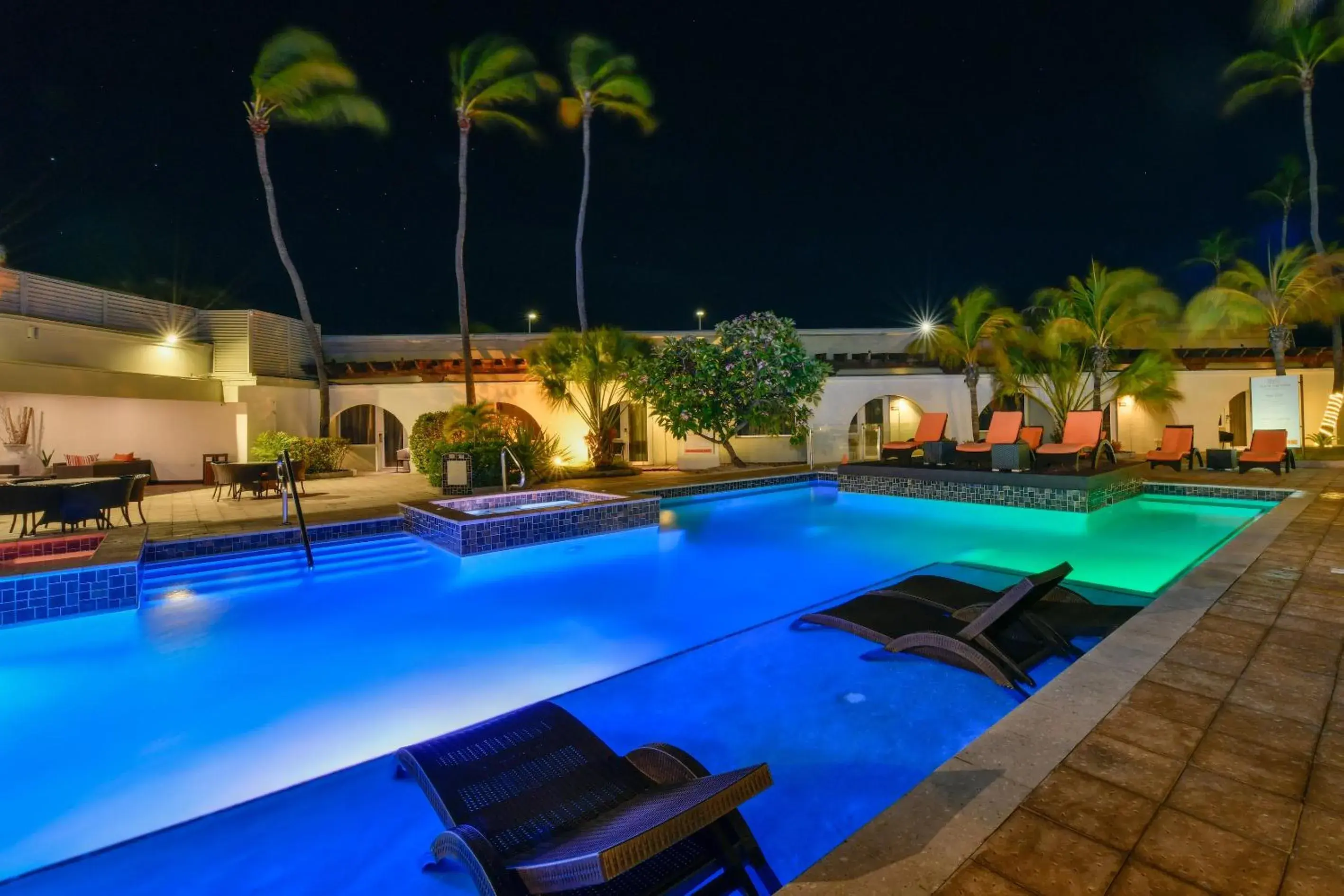 Pool view in Talk of the Town Beach Hotel & Beach Club by GH Hoteles Pool view in Talk of the Town Beach Hotel & Beach Club by GH Hoteles