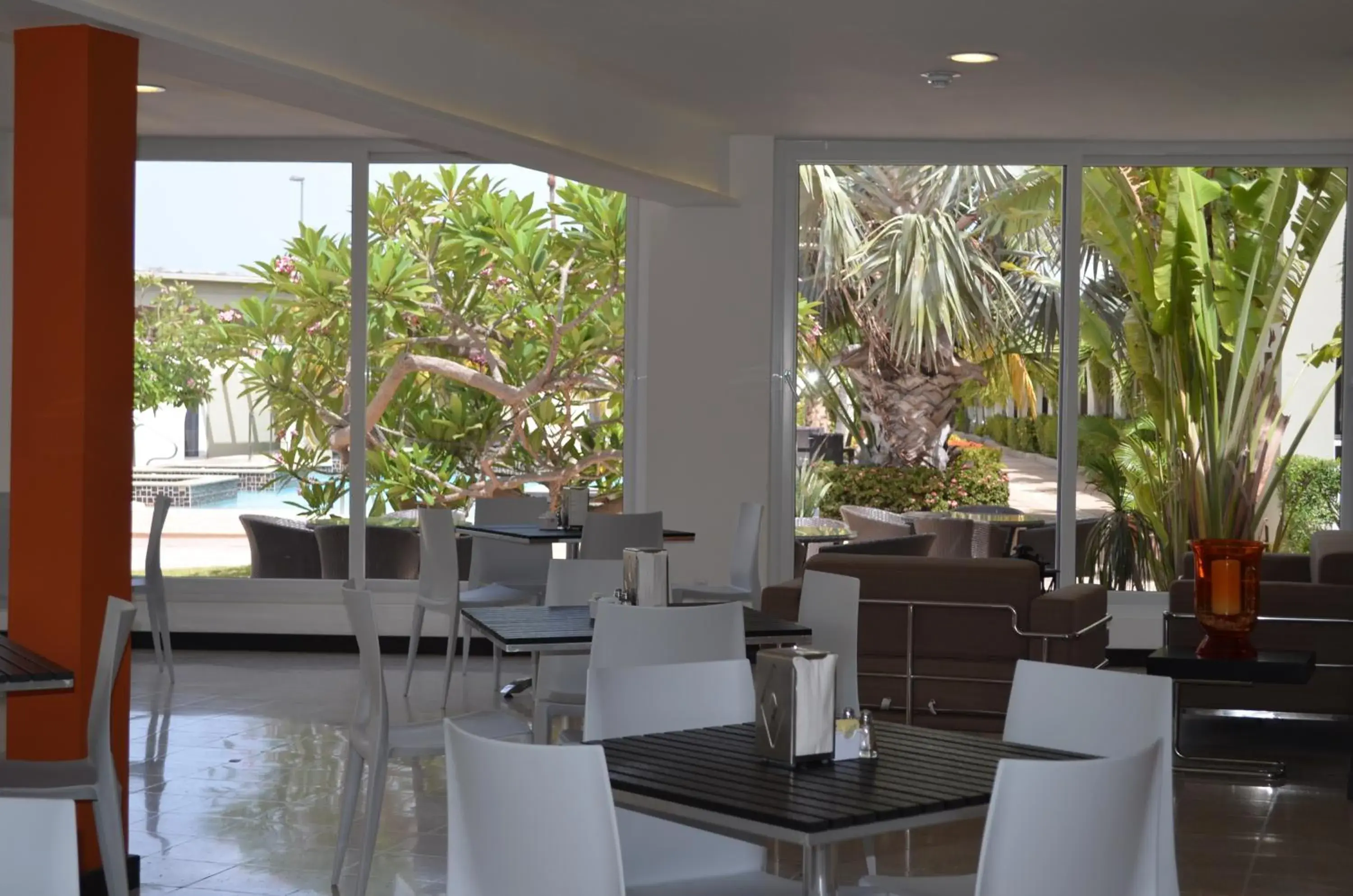 Restaurant/places to eat in Talk of the Town Beach Hotel & Beach Club by GH Hoteles Restaurant/places to eat in Talk of the Town Beach Hotel & Beach Club by GH Hoteles