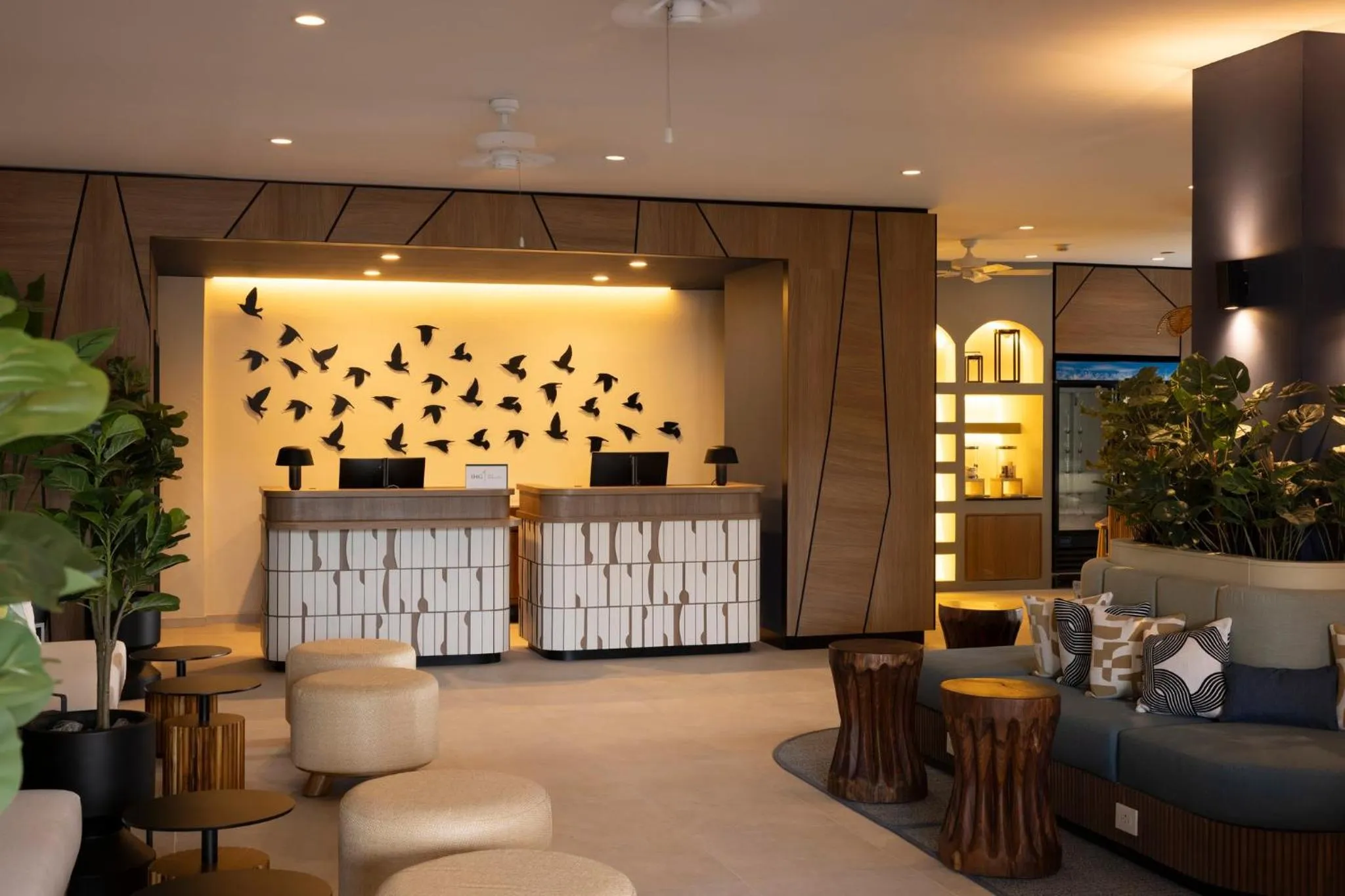 Property building in voco Surfside Aruba by IHG