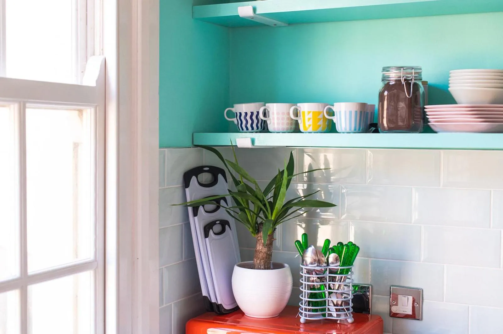 Kitchen or kitchenette in The Courtyard Suite by Margate Suites