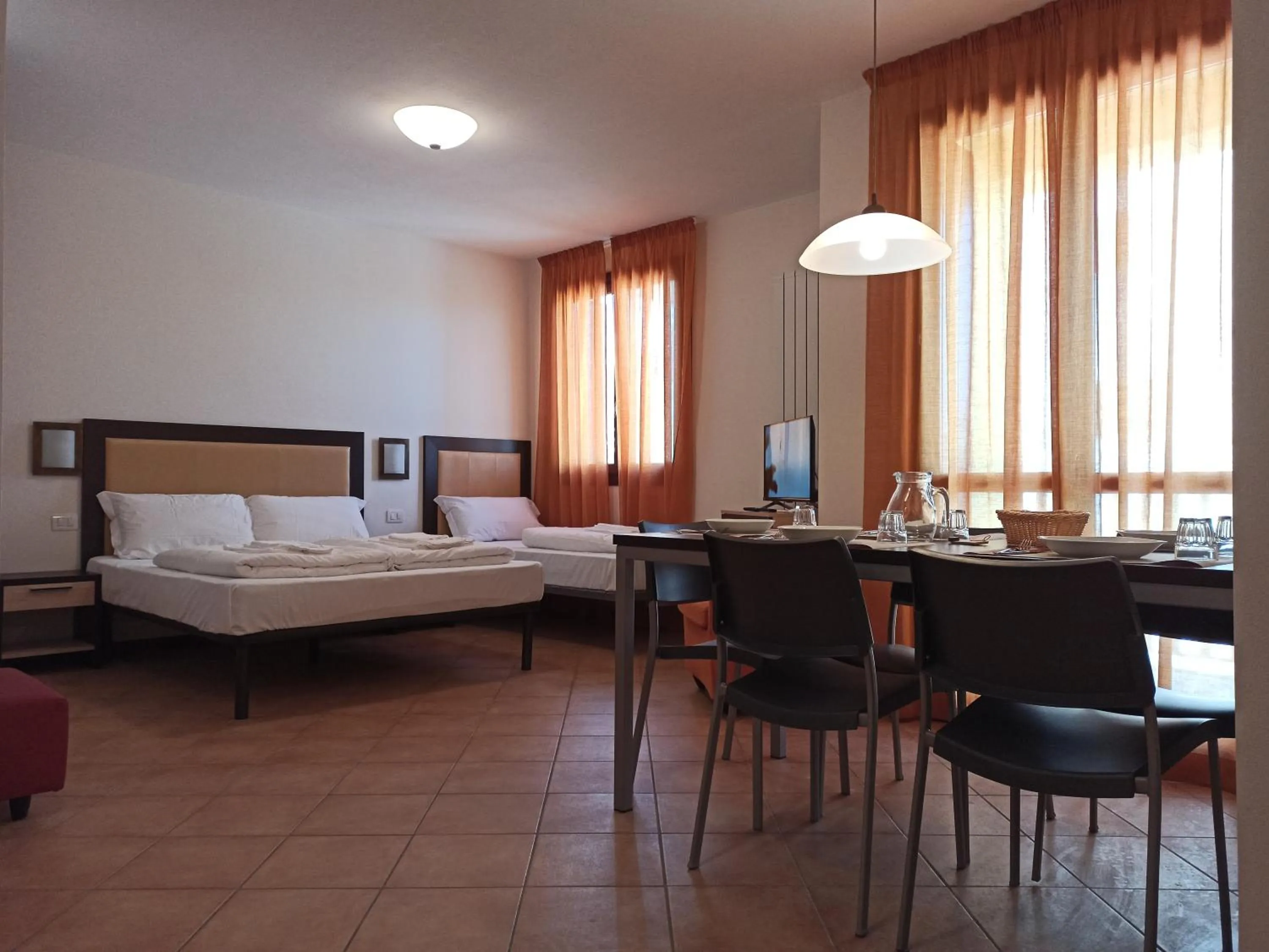 Photo of the whole room, Bed in Residence le Polle