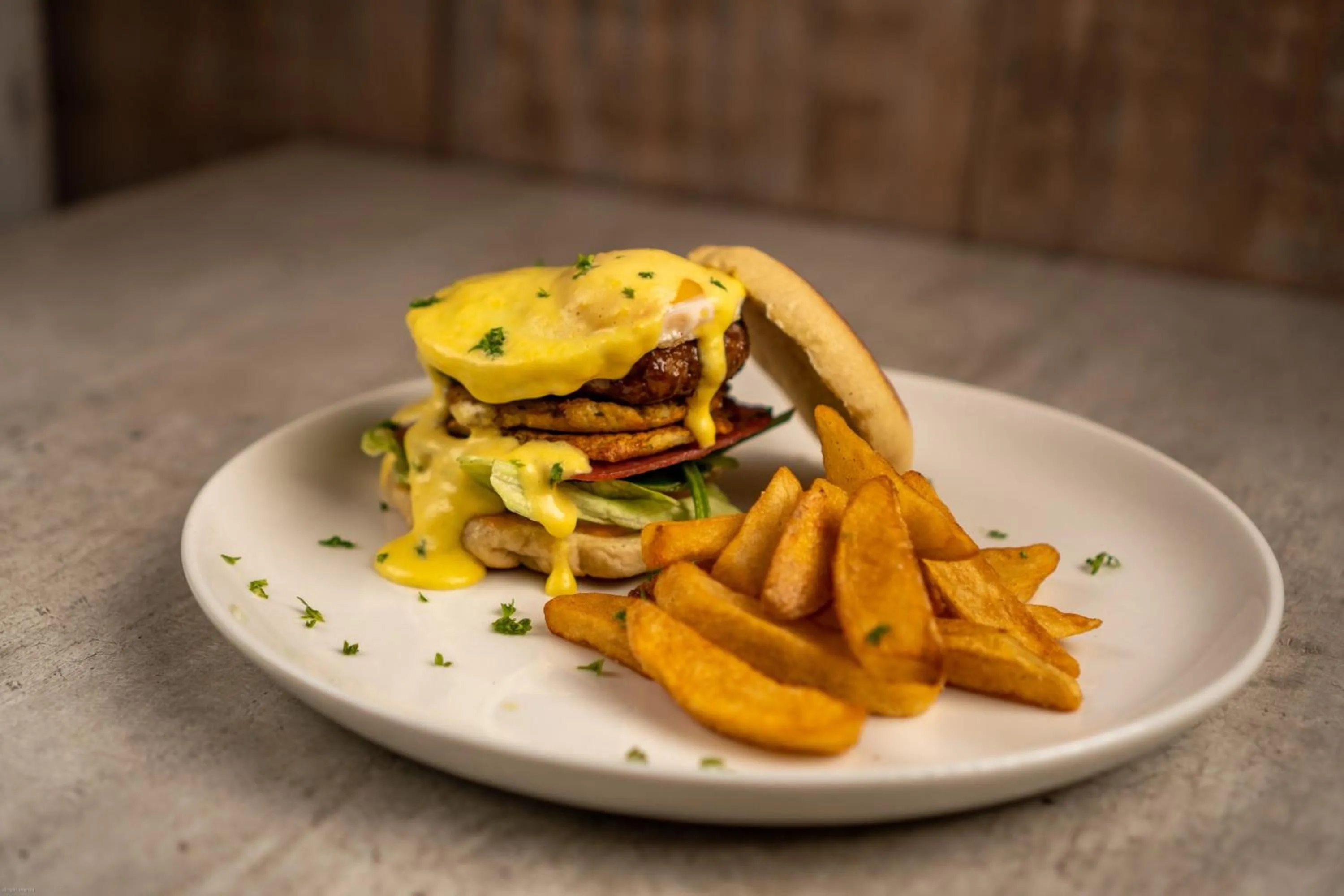 Restaurant/places to eat in Lilian Lofts Hotel & Spa