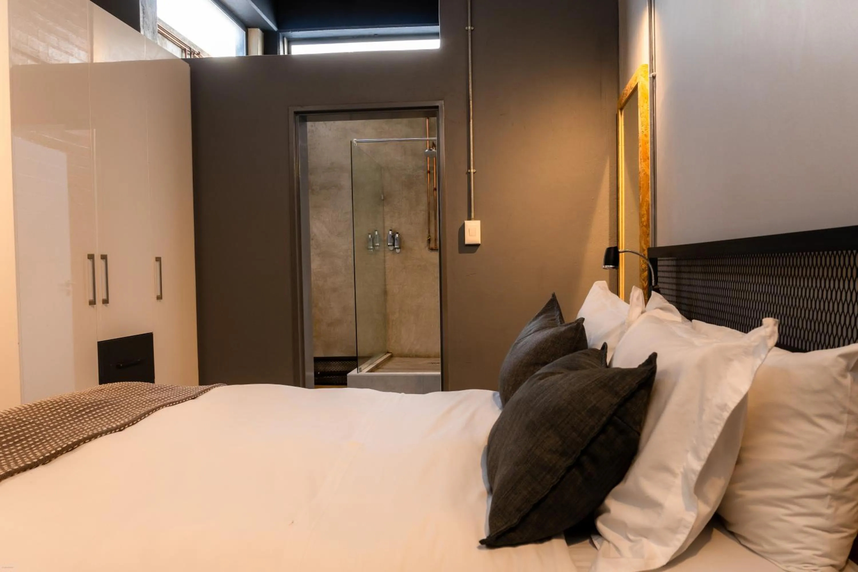 Bed in Lilian Lofts Hotel & Spa