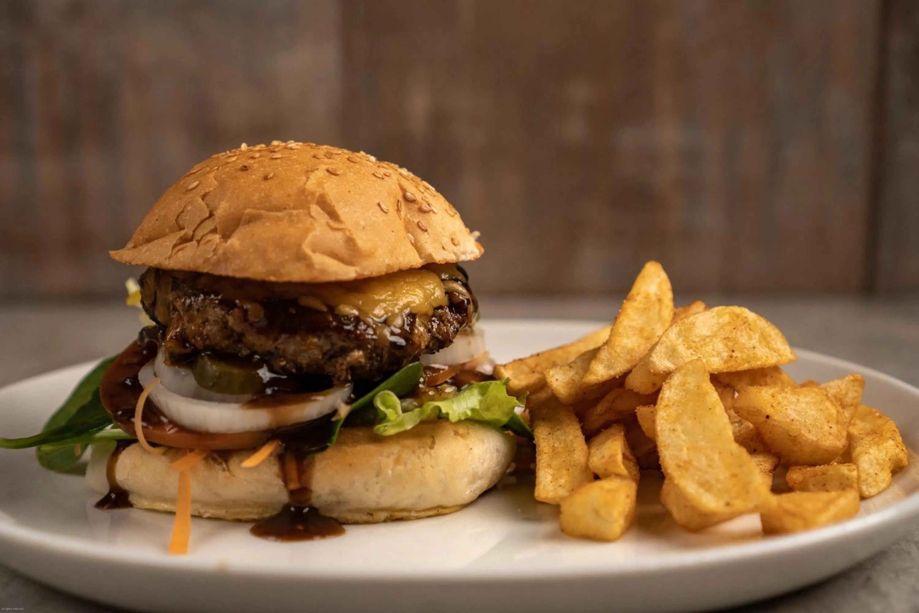 Restaurant/places to eat in Lilian Lofts Hotel & Spa