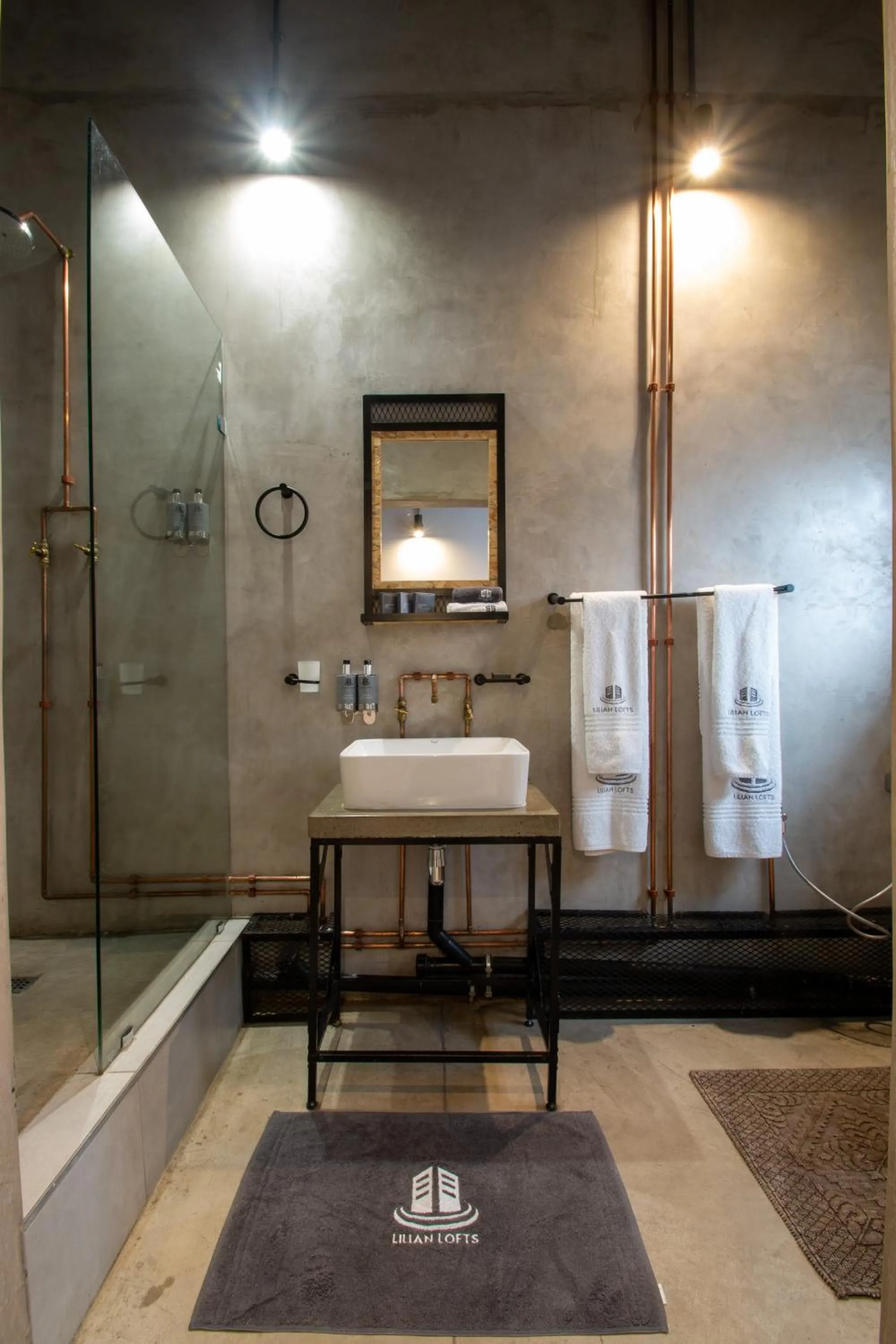 Bathroom in Lilian Lofts Hotel & Spa