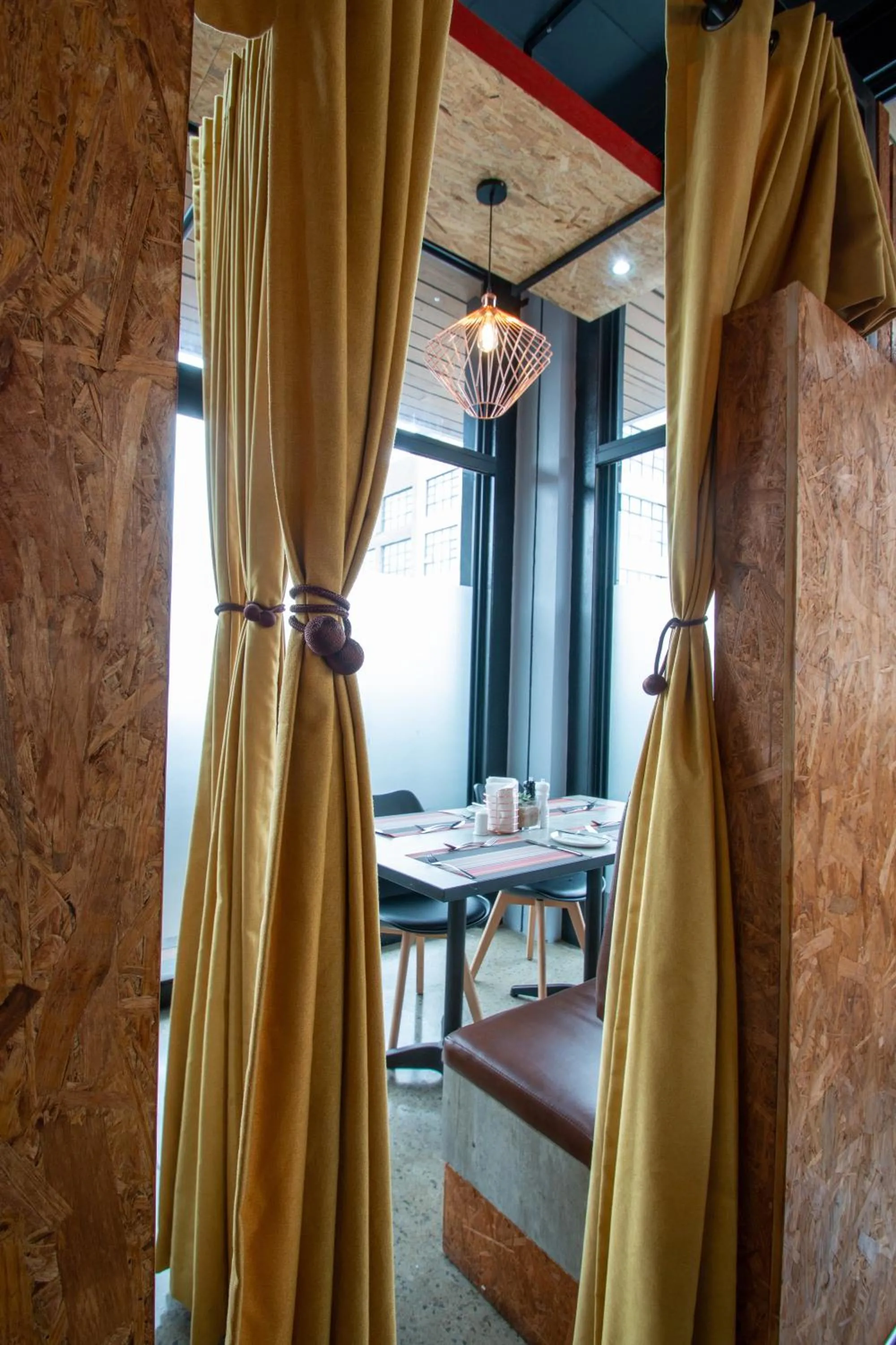 Restaurant/places to eat in Lilian Lofts Hotel & Spa