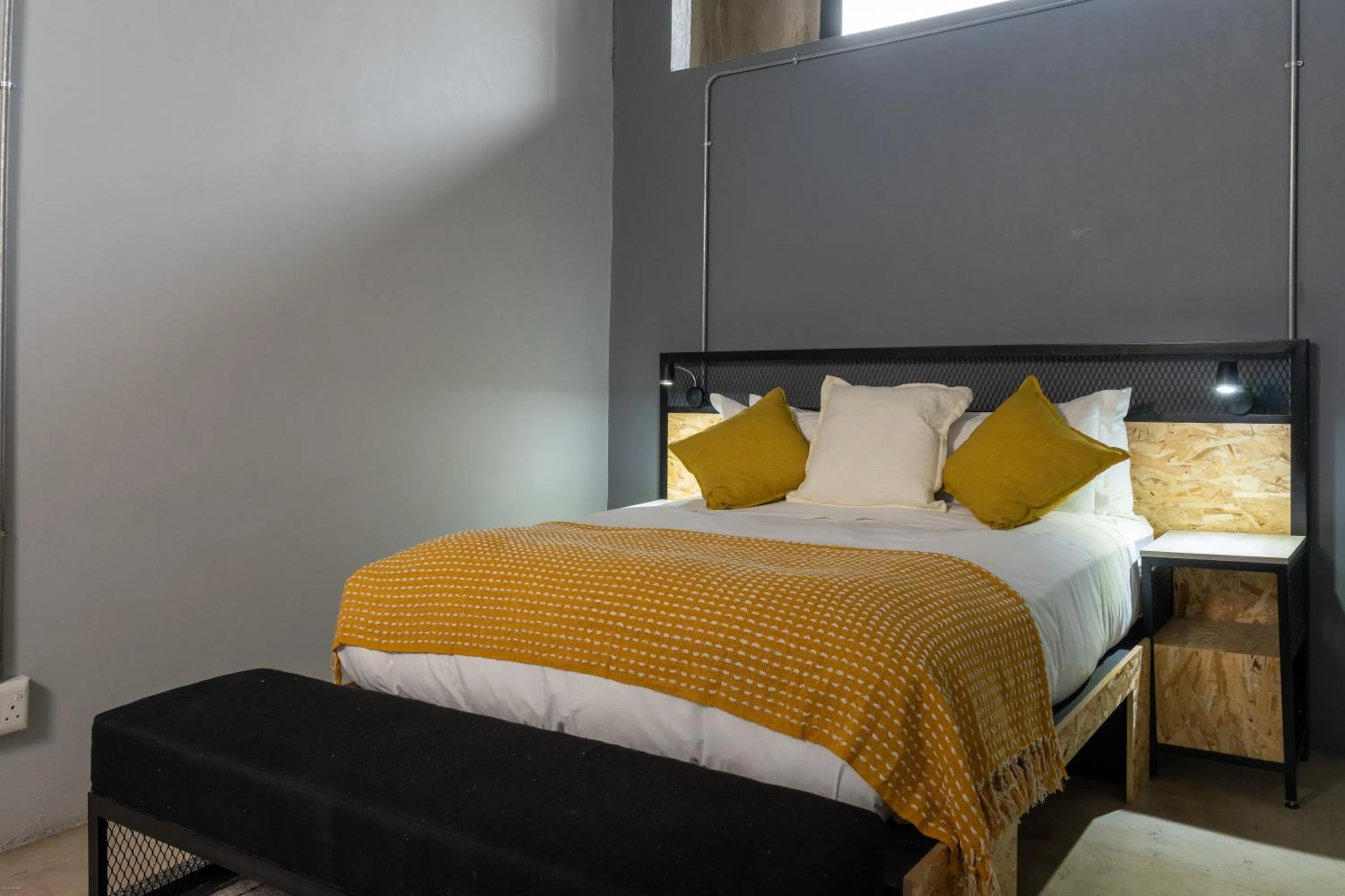 Bed in Lilian Lofts Hotel & Spa