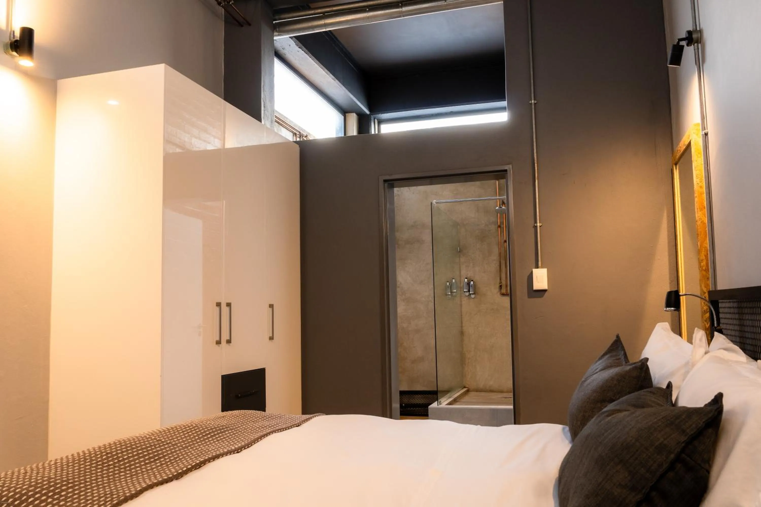 Bed in Lilian Lofts Hotel & Spa