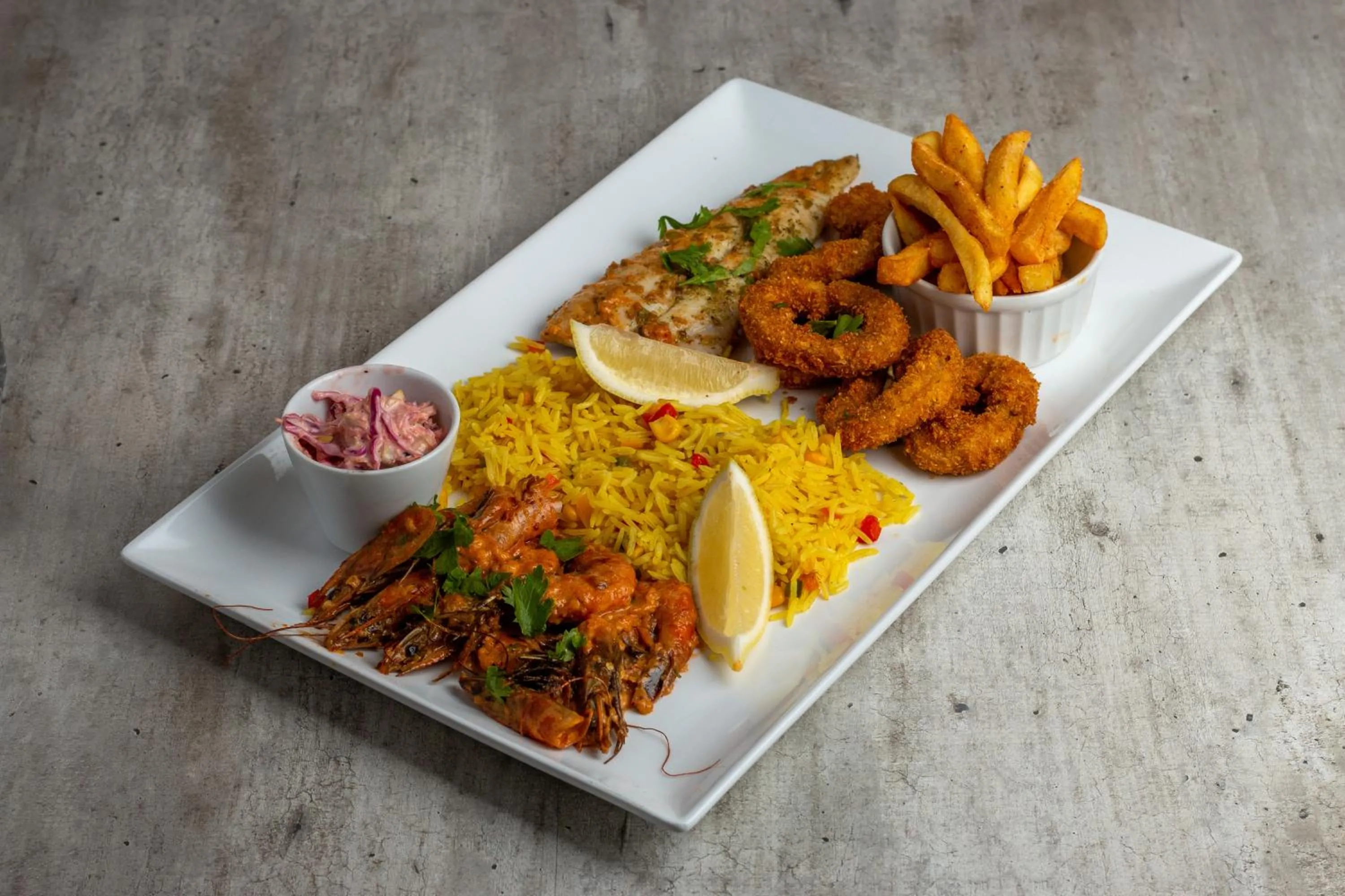Restaurant/places to eat in Lilian Lofts Hotel & Spa