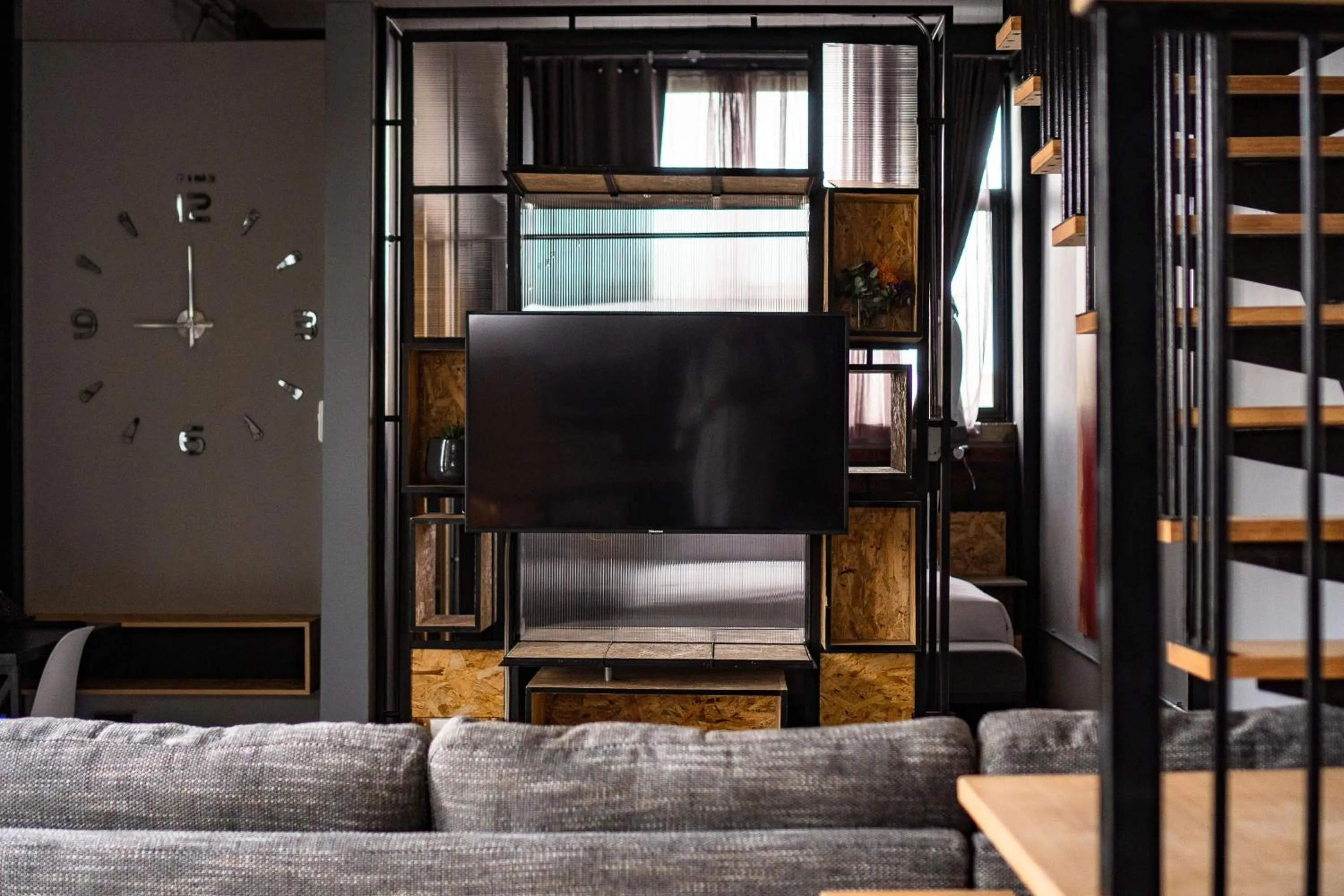 Communal lounge/ TV room in Lilian Lofts Hotel & Spa