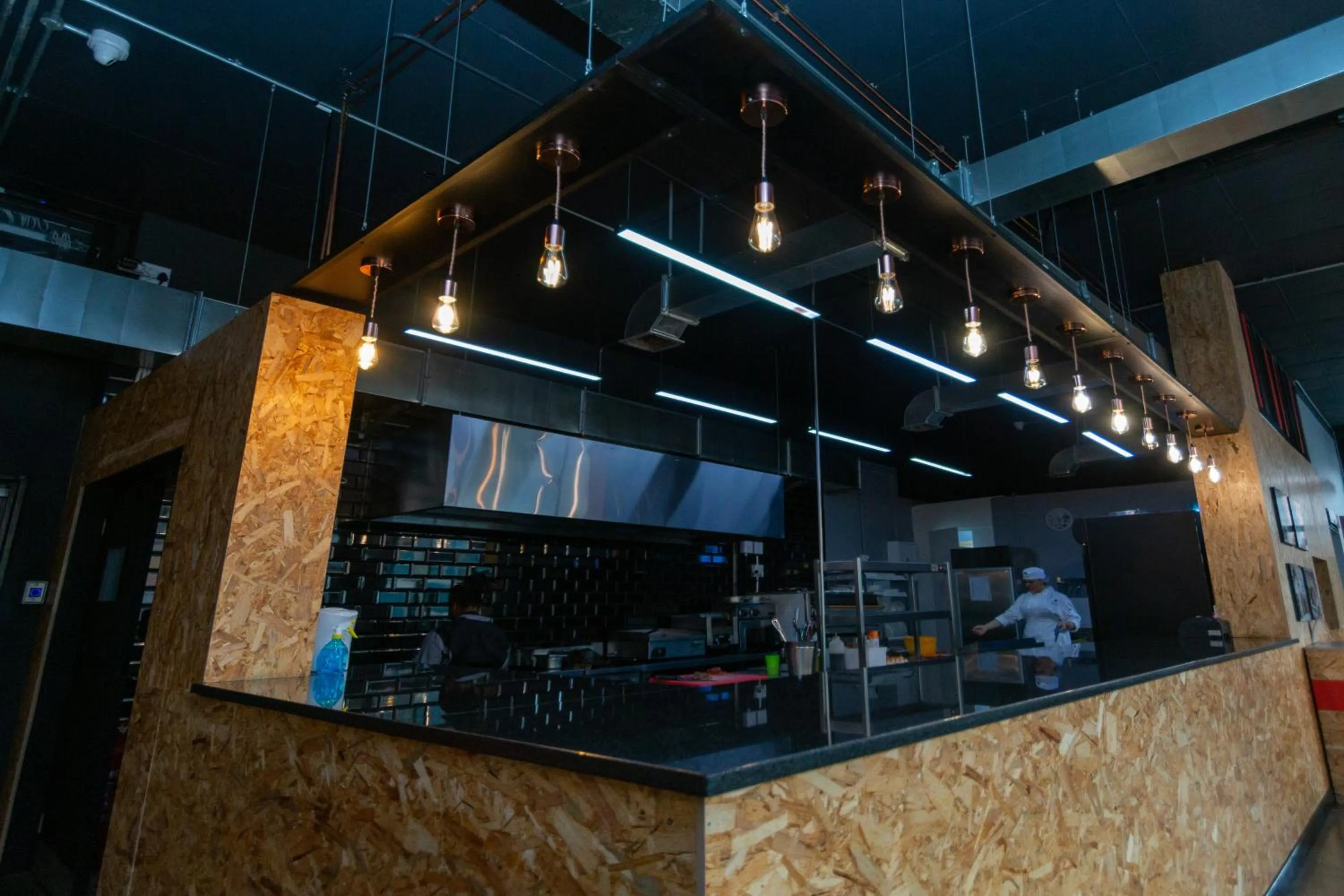 Restaurant/places to eat in Lilian Lofts Hotel & Spa