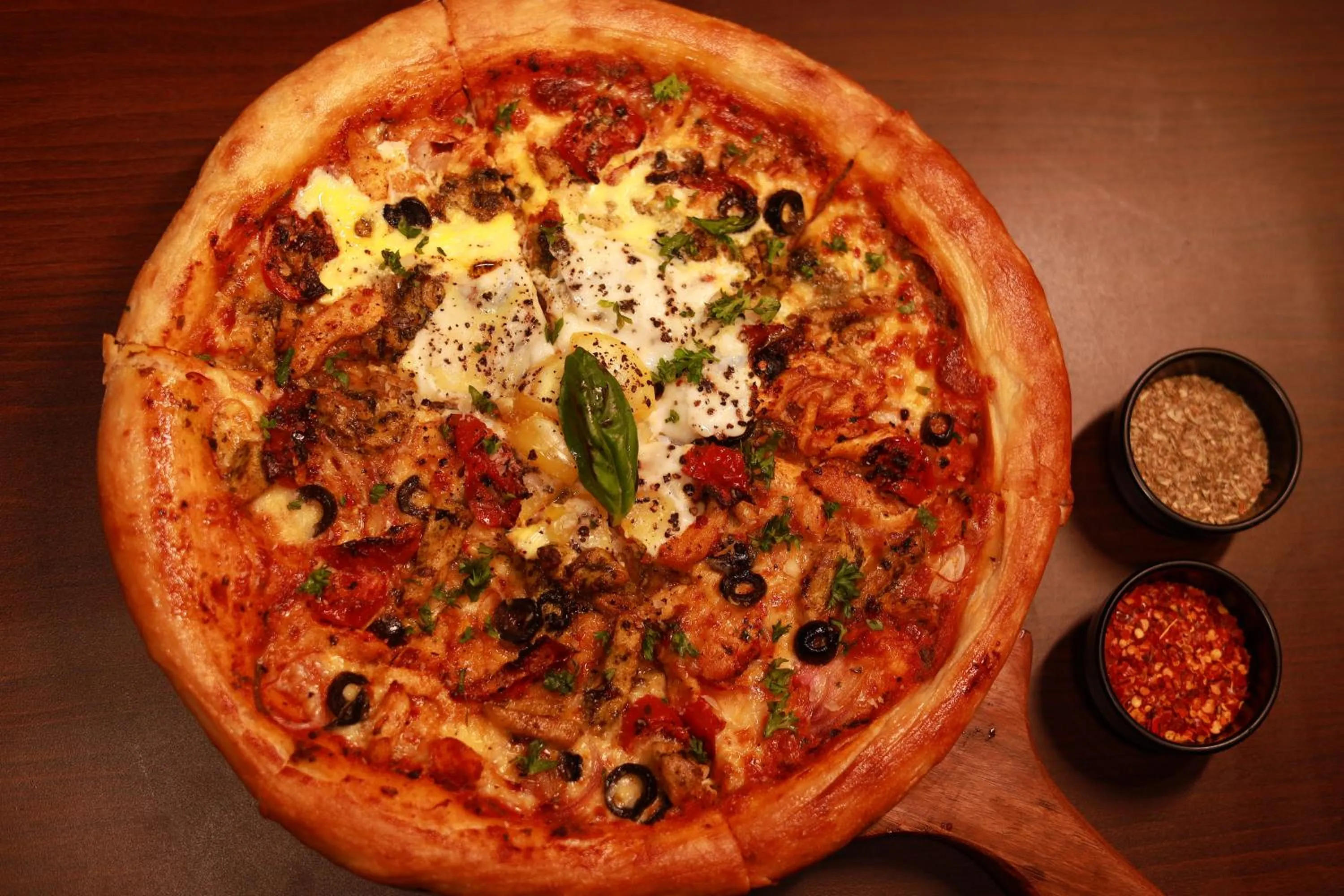 Restaurant/places to eat in Grand Padappai Residency - GPR