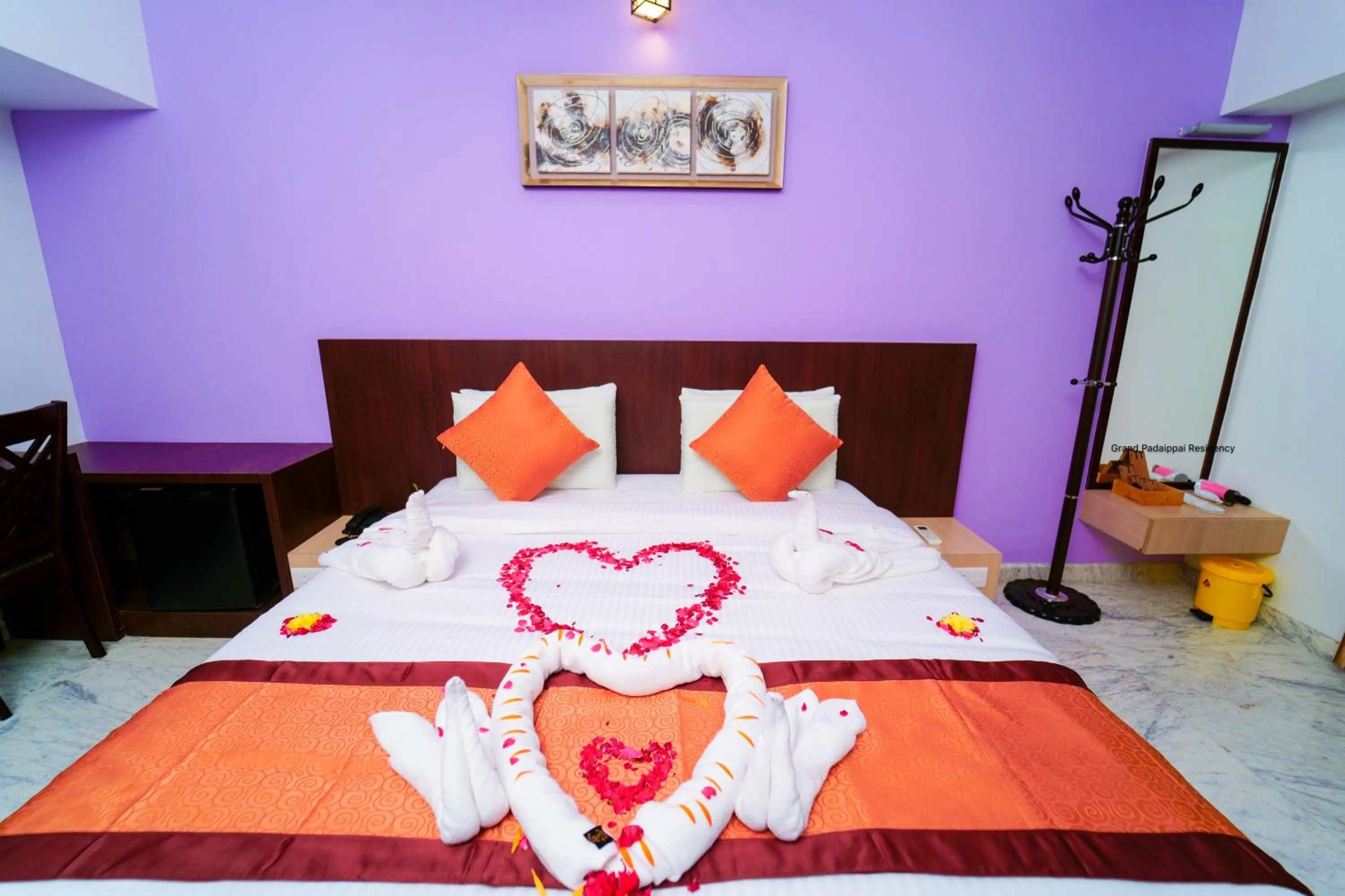 Bed in Grand Padappai Residency - GPR