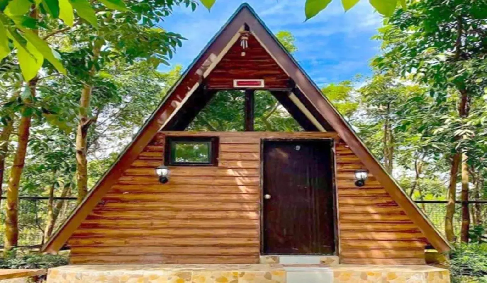 Property building in Floating Sanctuary Resort powered by Cocotel Property building in Floating Sanctuary Resort powered by Cocotel