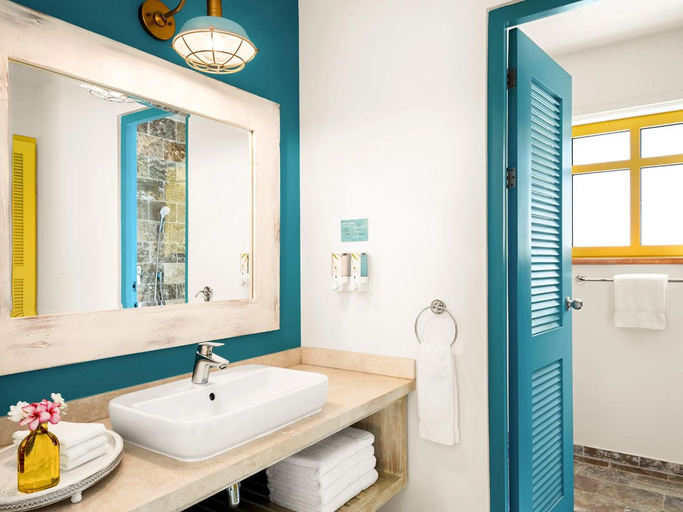 Shower in Boardwalk Boutique Hotel Aruba - Adults Only