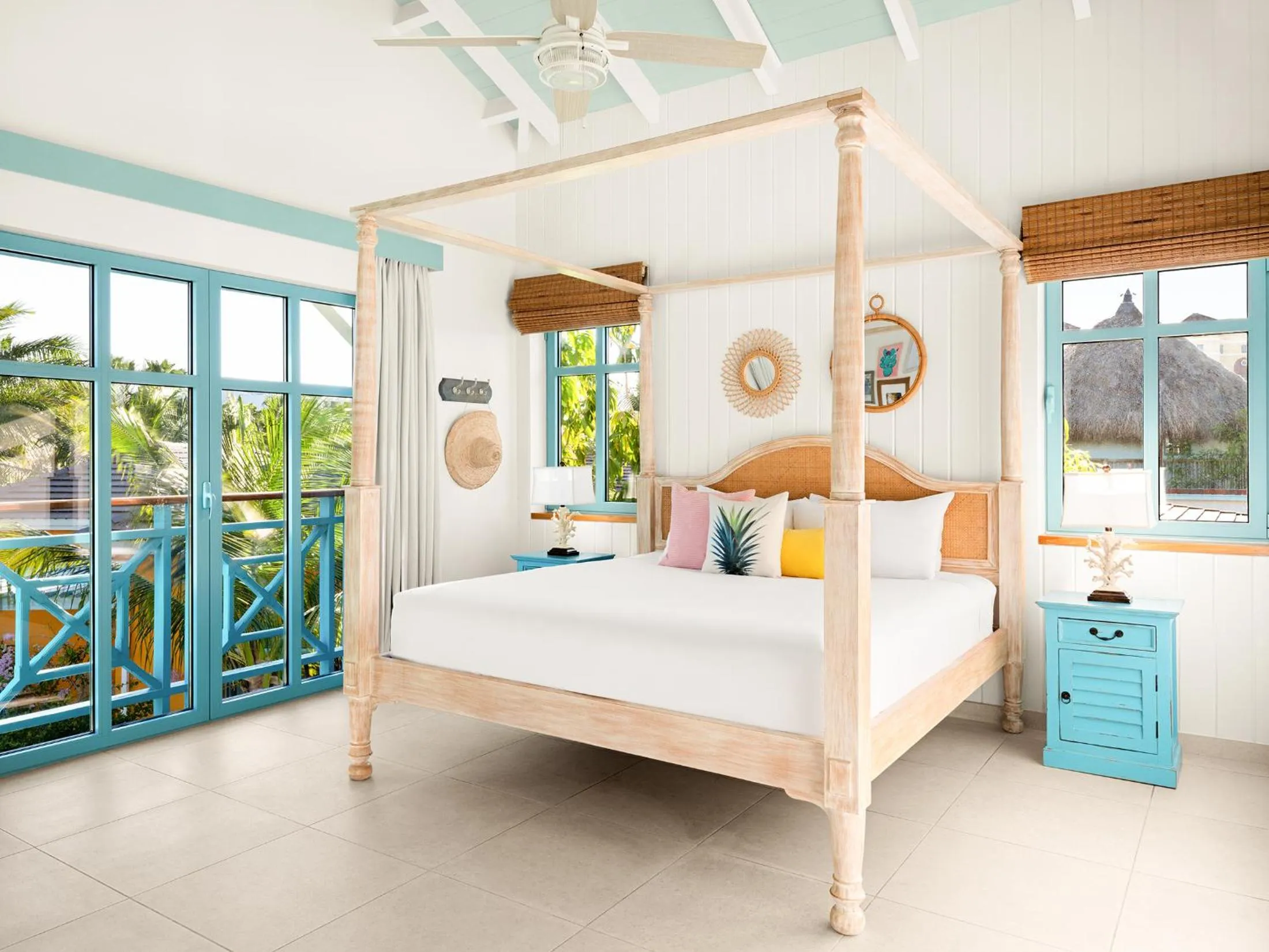 Bed in Boardwalk Boutique Hotel Aruba - Adults Only