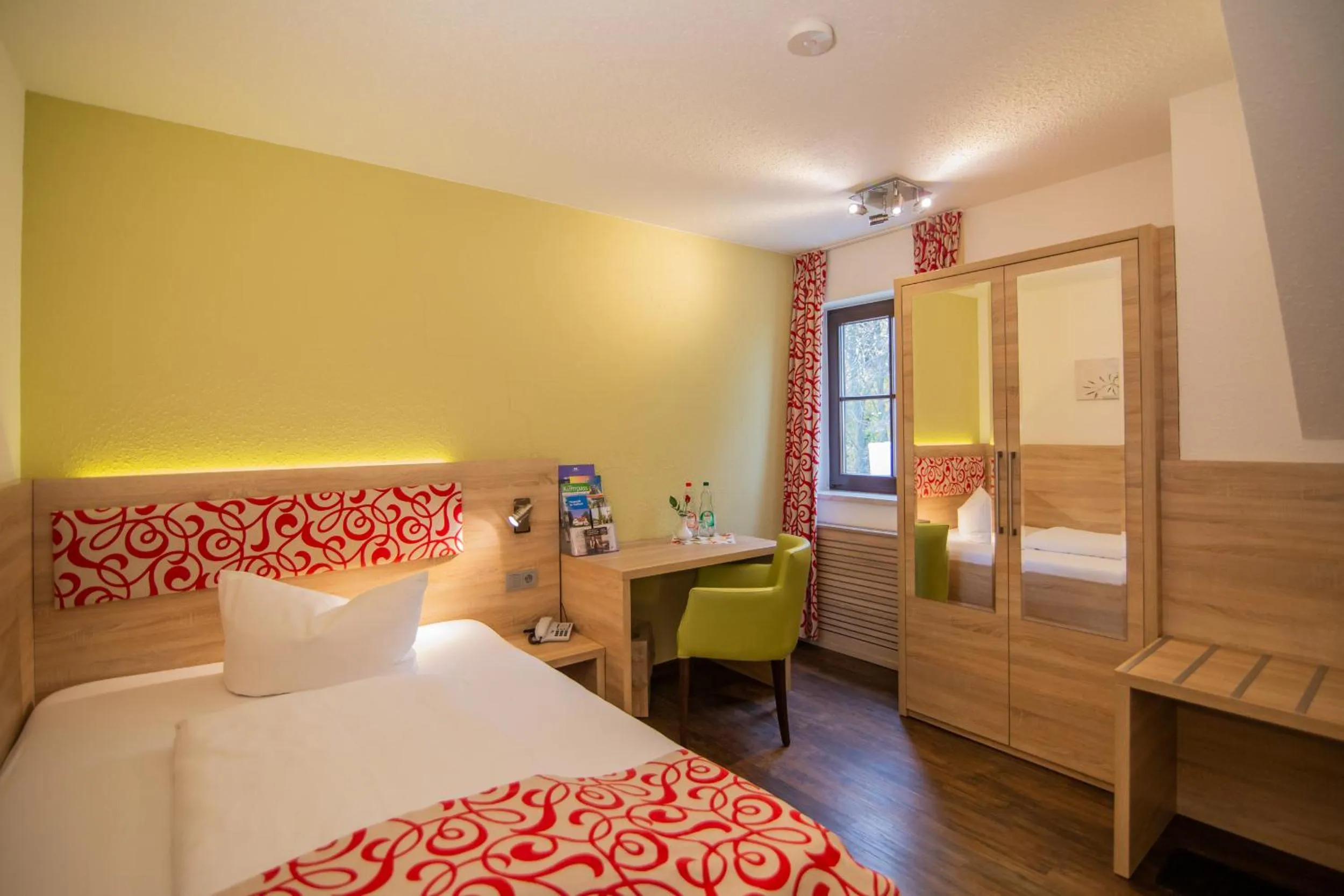 Photo of the whole room in Berggasthof Götzinger Höhe