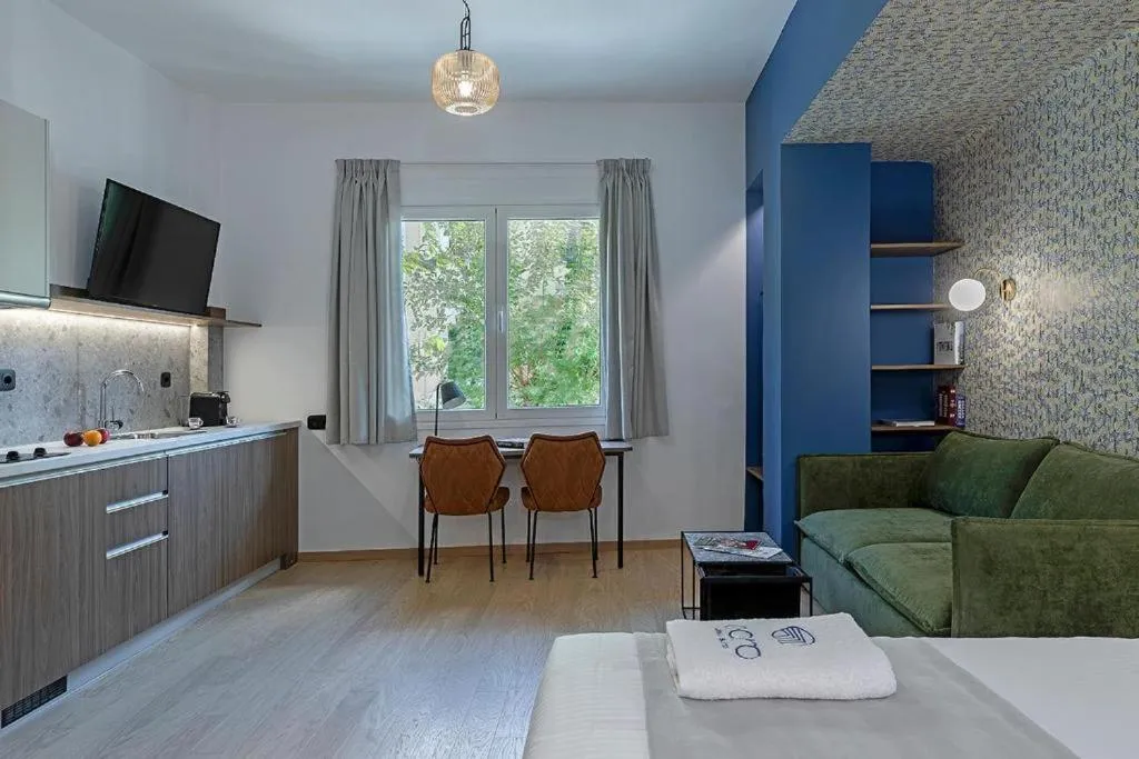 Kitchen or kitchenette in Acro Urban Suites