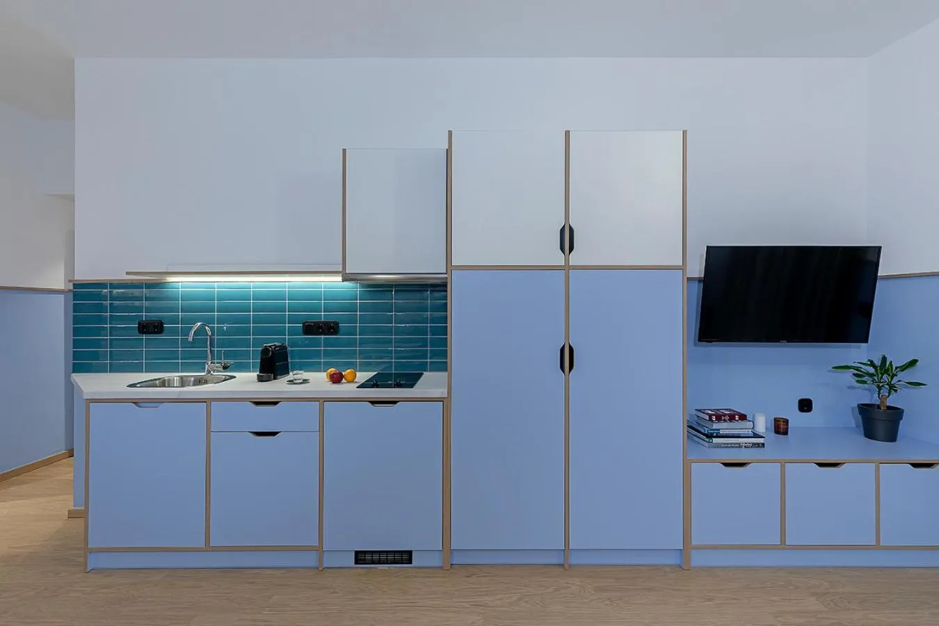 Kitchen or kitchenette in Acro Urban Suites