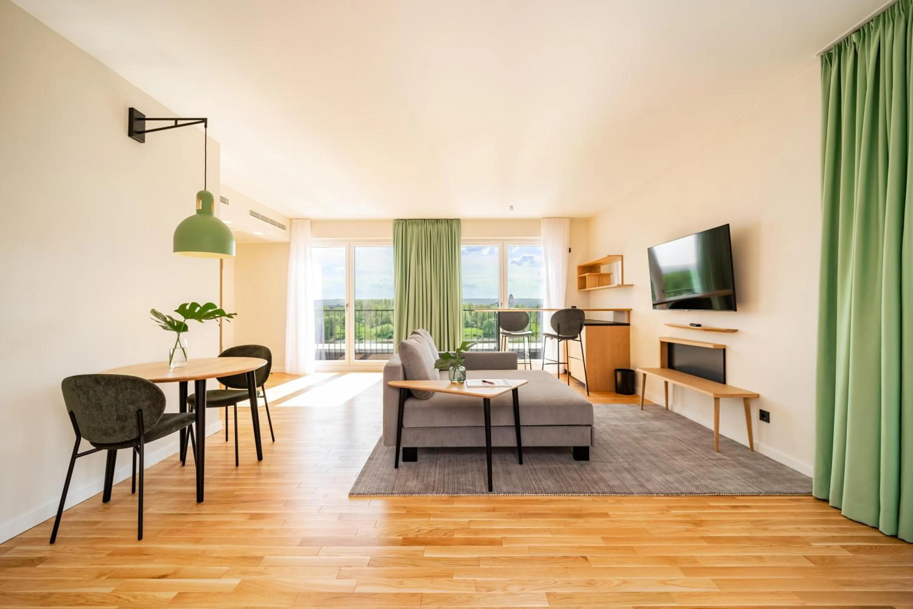 TV and multimedia in ARCOTEL HafenCity Dresden