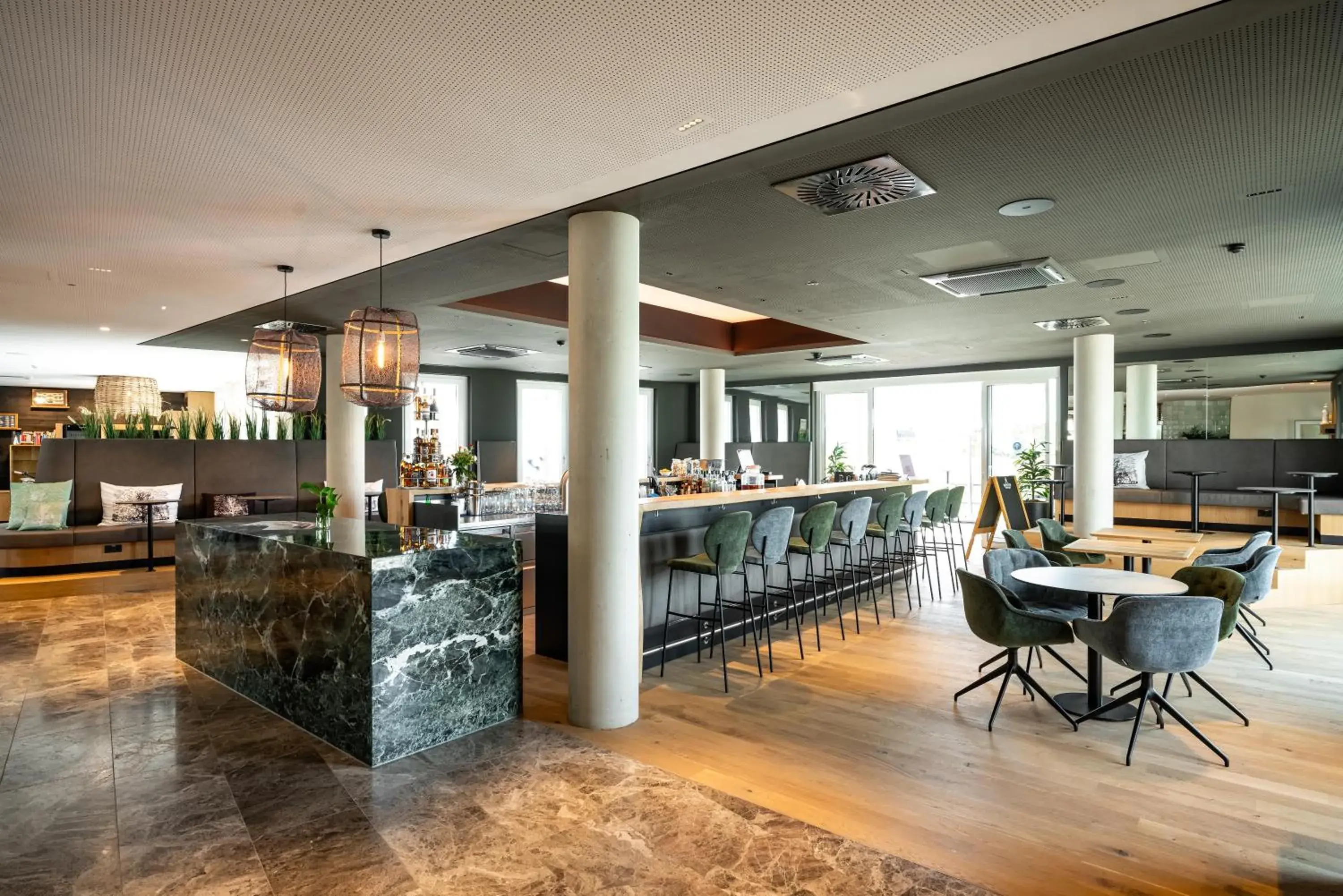 Lounge or bar in ARCOTEL HafenCity Dresden Lounge or bar in ARCOTEL HafenCity Dresden