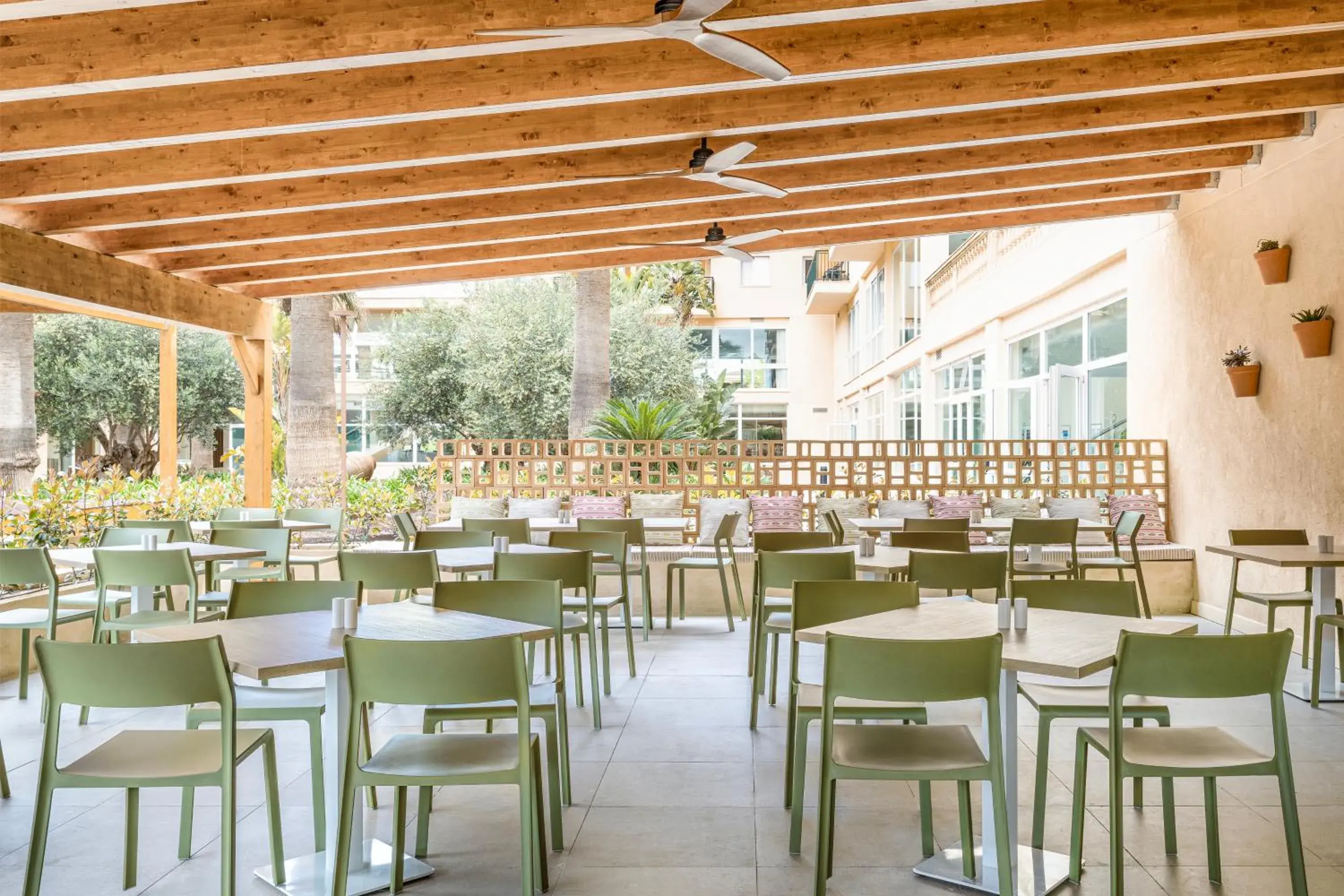 Restaurant/places to eat in Can Picafort Palace Restaurant/places to eat in Can Picafort Palace