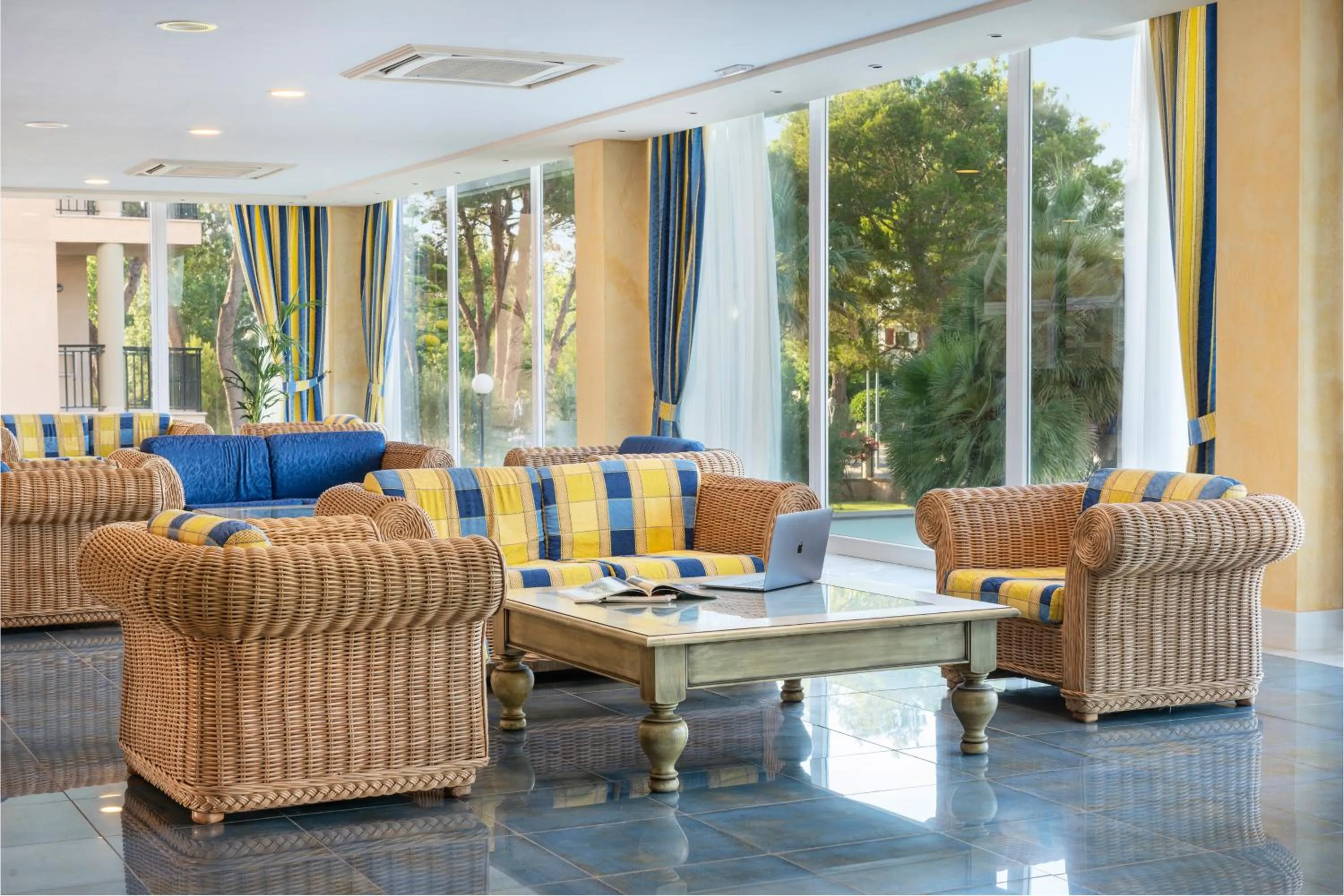 Lobby or reception in Can Picafort Palace