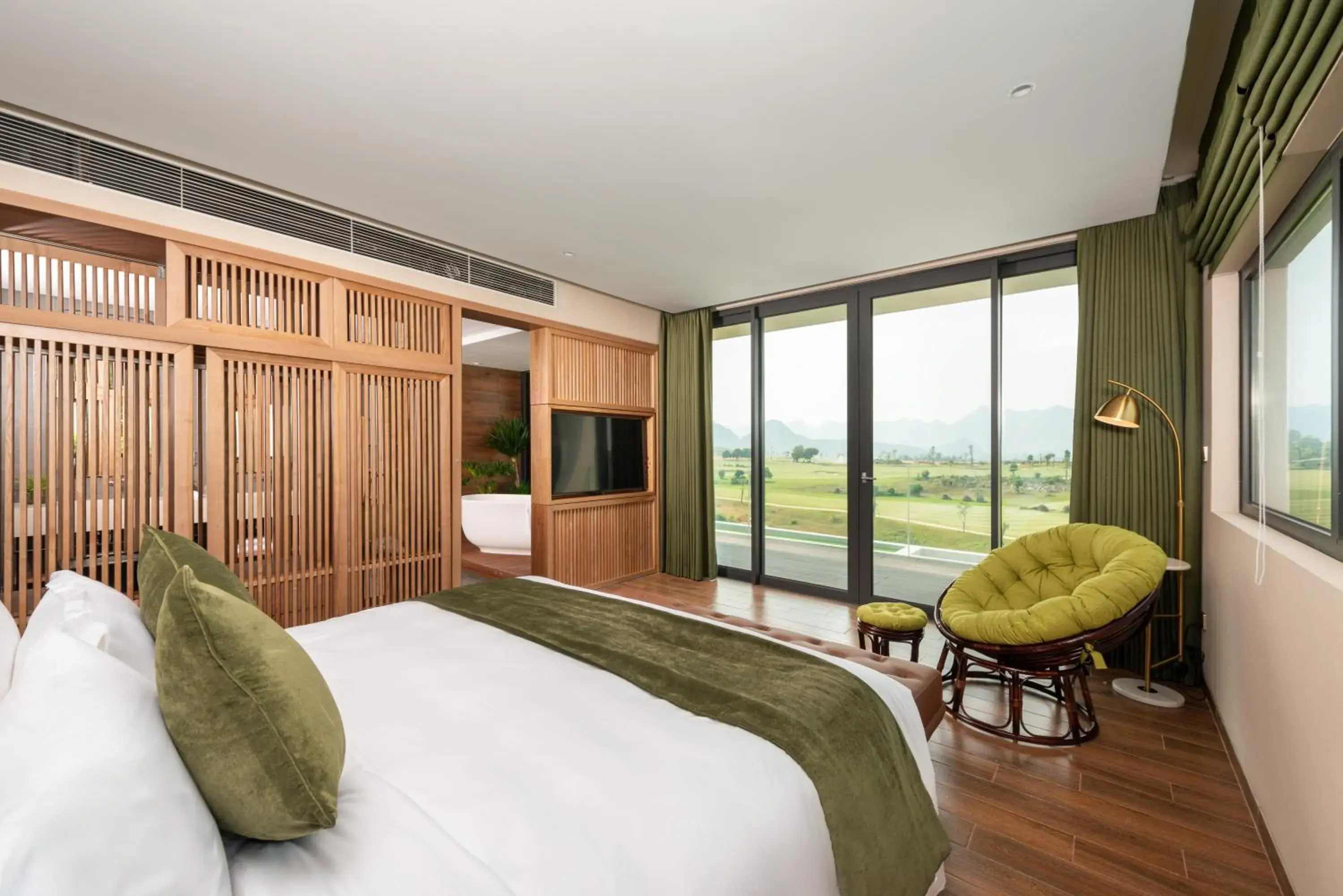 Bed in The Five Resort & Golf Hoang Gia Ninh Binh Bed in The Five Resort & Golf Hoang Gia Ninh Binh