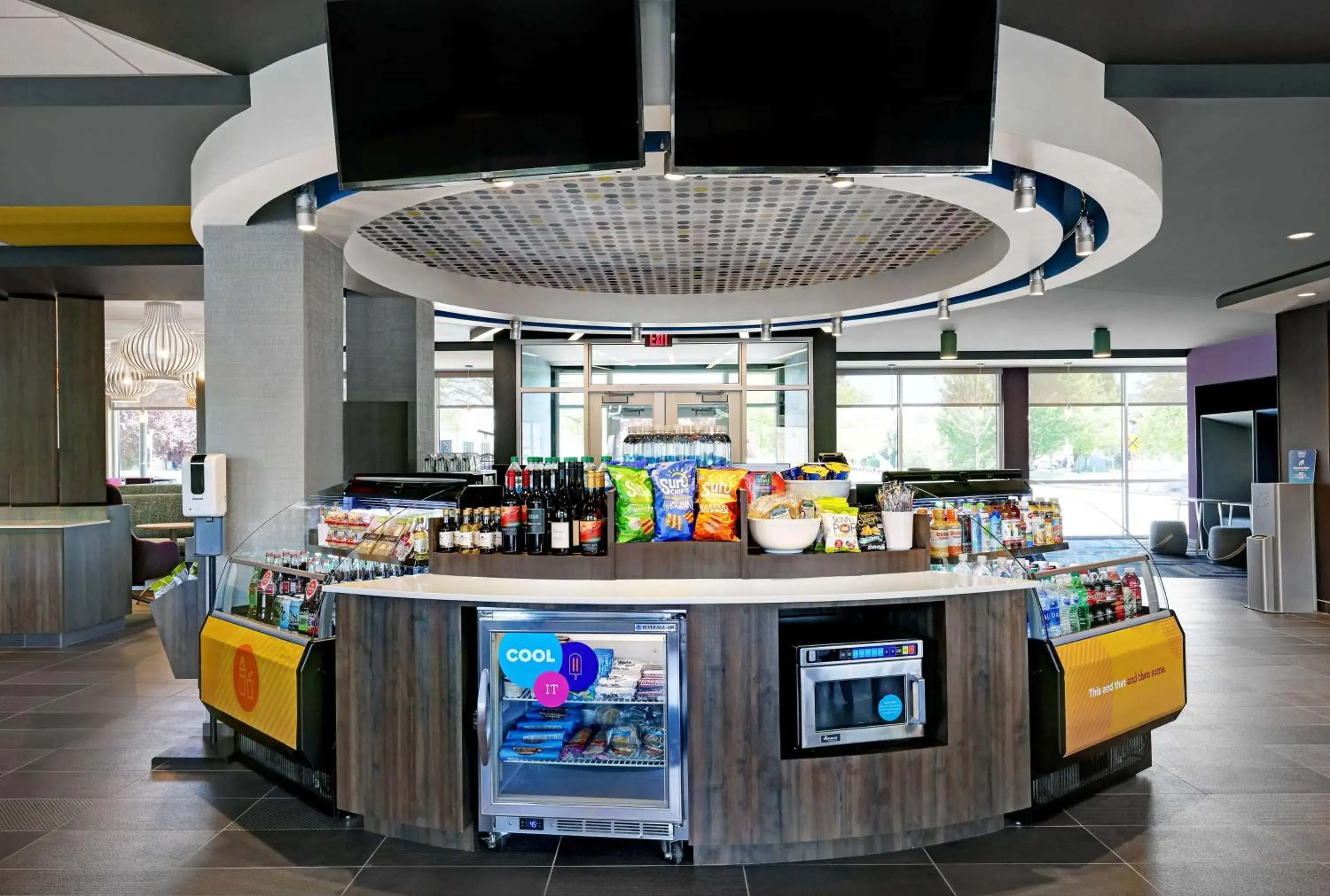 Lobby or reception in Tru By Hilton Tukwila Seattle Airport, Wa Lobby or reception in Tru By Hilton Tukwila Seattle Airport, Wa