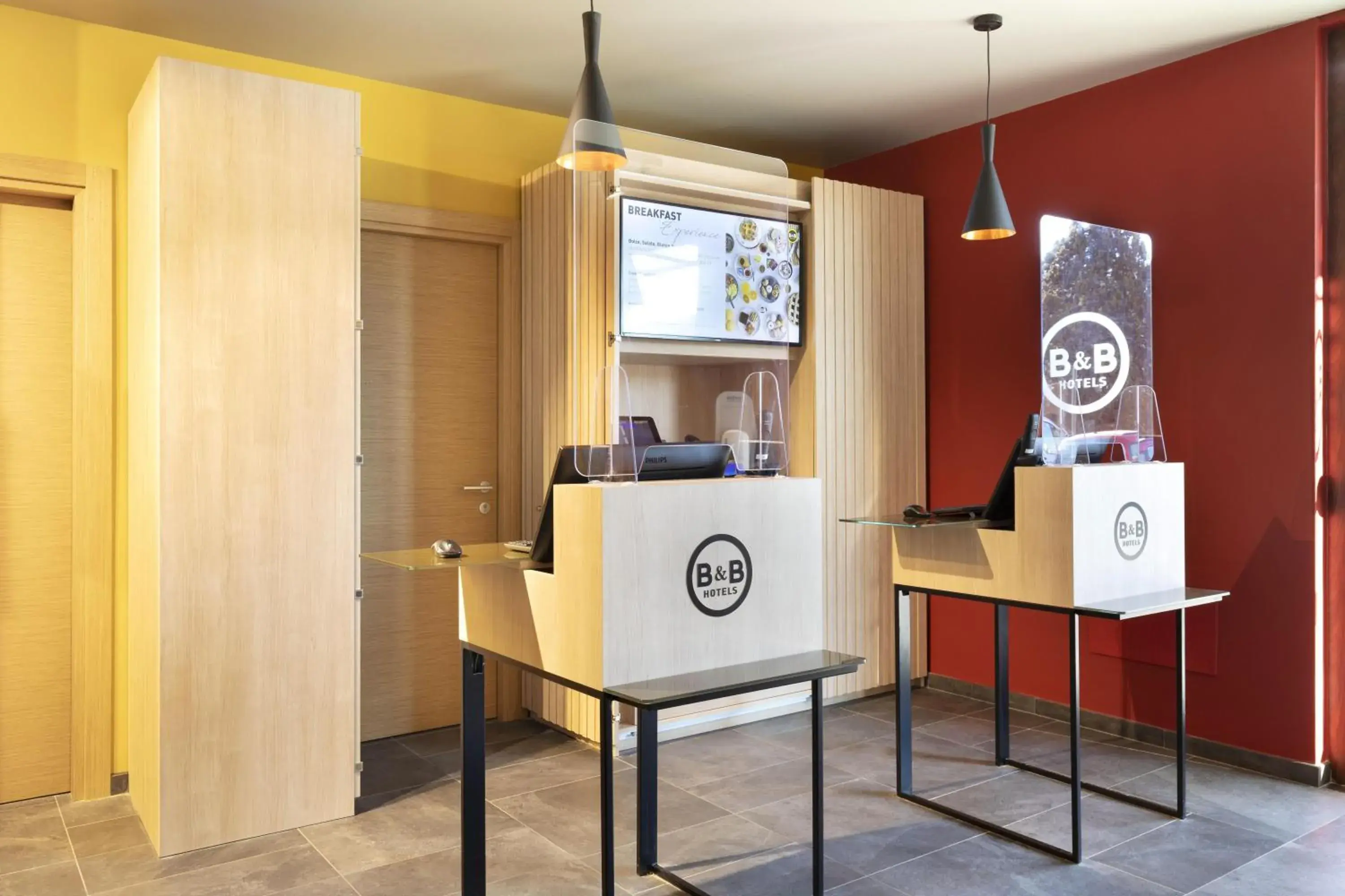 Lobby or reception in B&B Hotel Bolzano Lobby or reception in B&B Hotel Bolzano