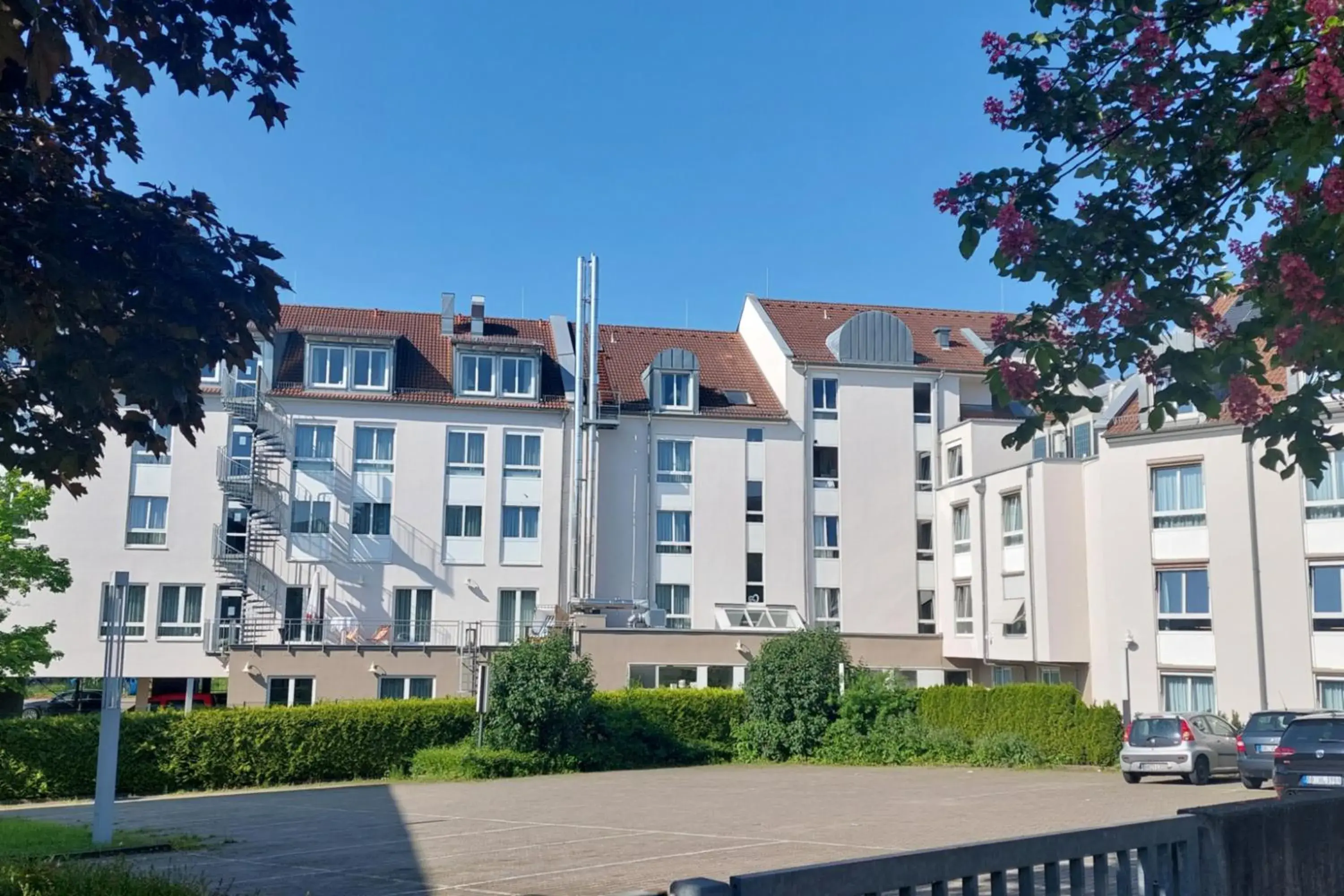 Facade/entrance in Erikson Hotel Facade/entrance in Erikson Hotel