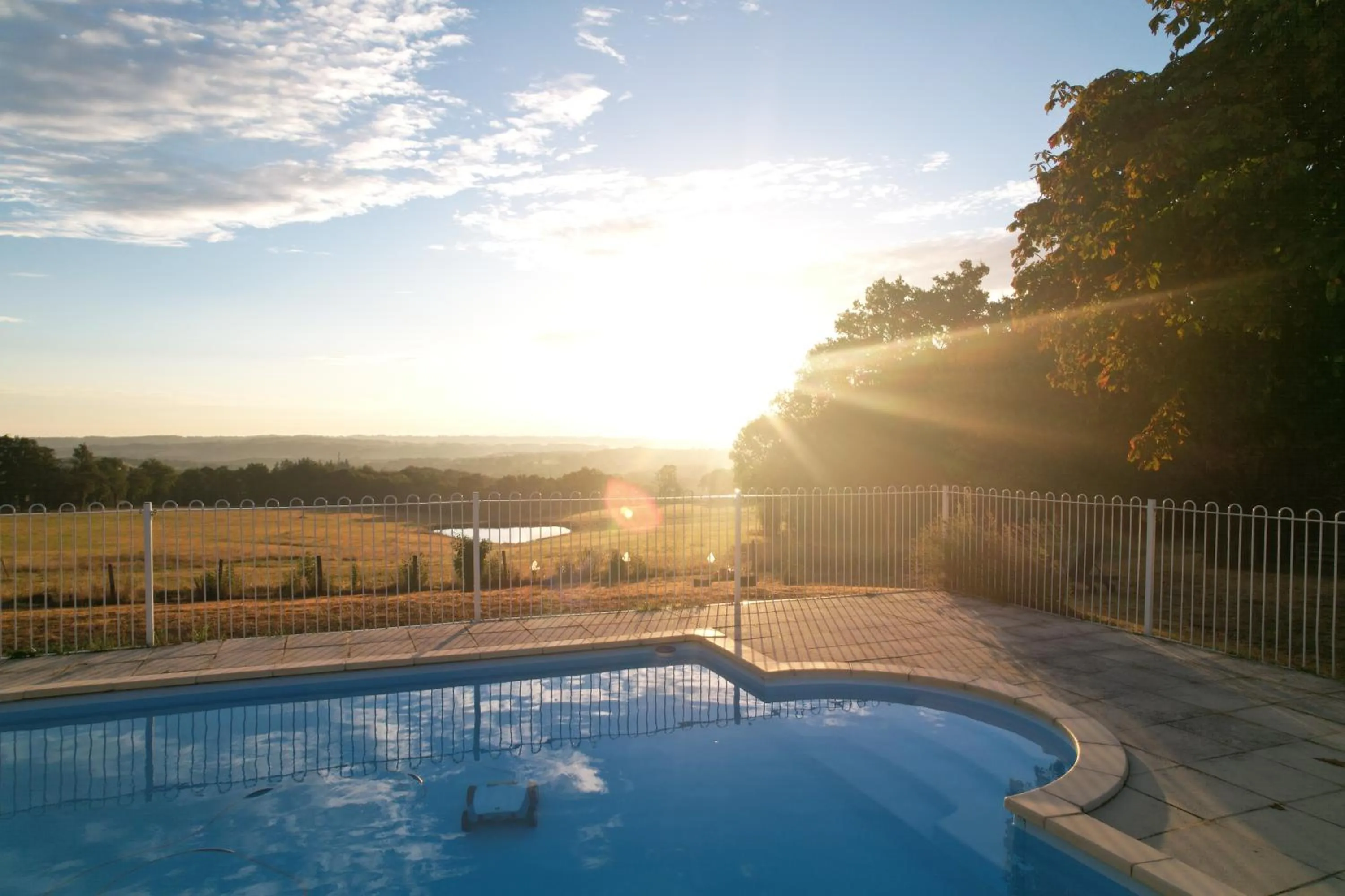 Swimming pool in A L'Ombre Du Marronnier GITES