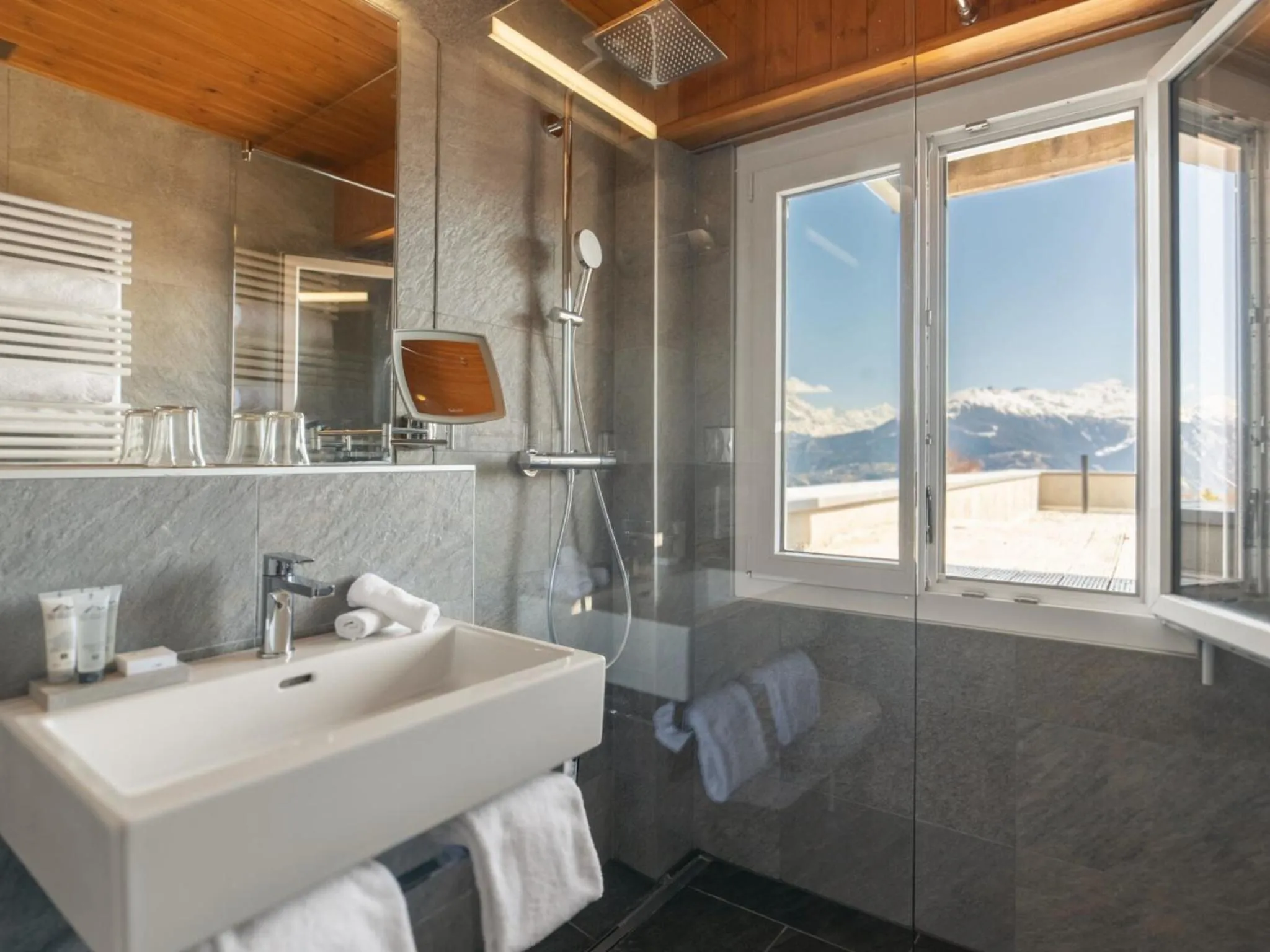 Shower in Boutique Hotel Art de Vivre & SPA