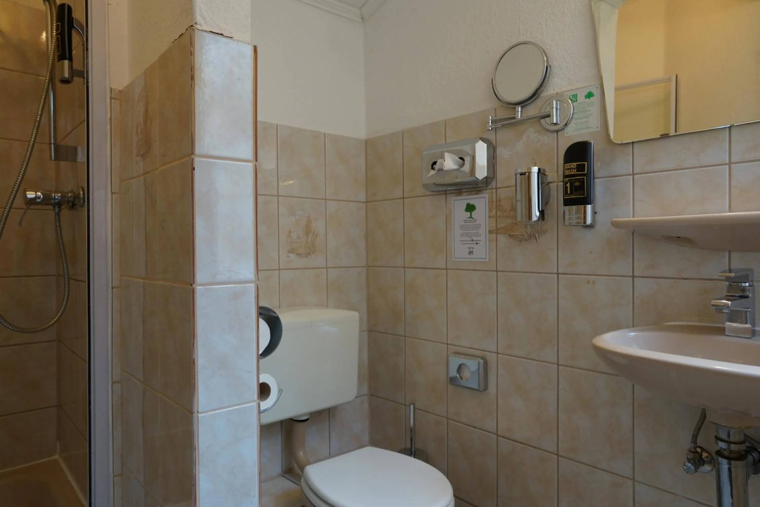 Bathroom in Hotel Margrit