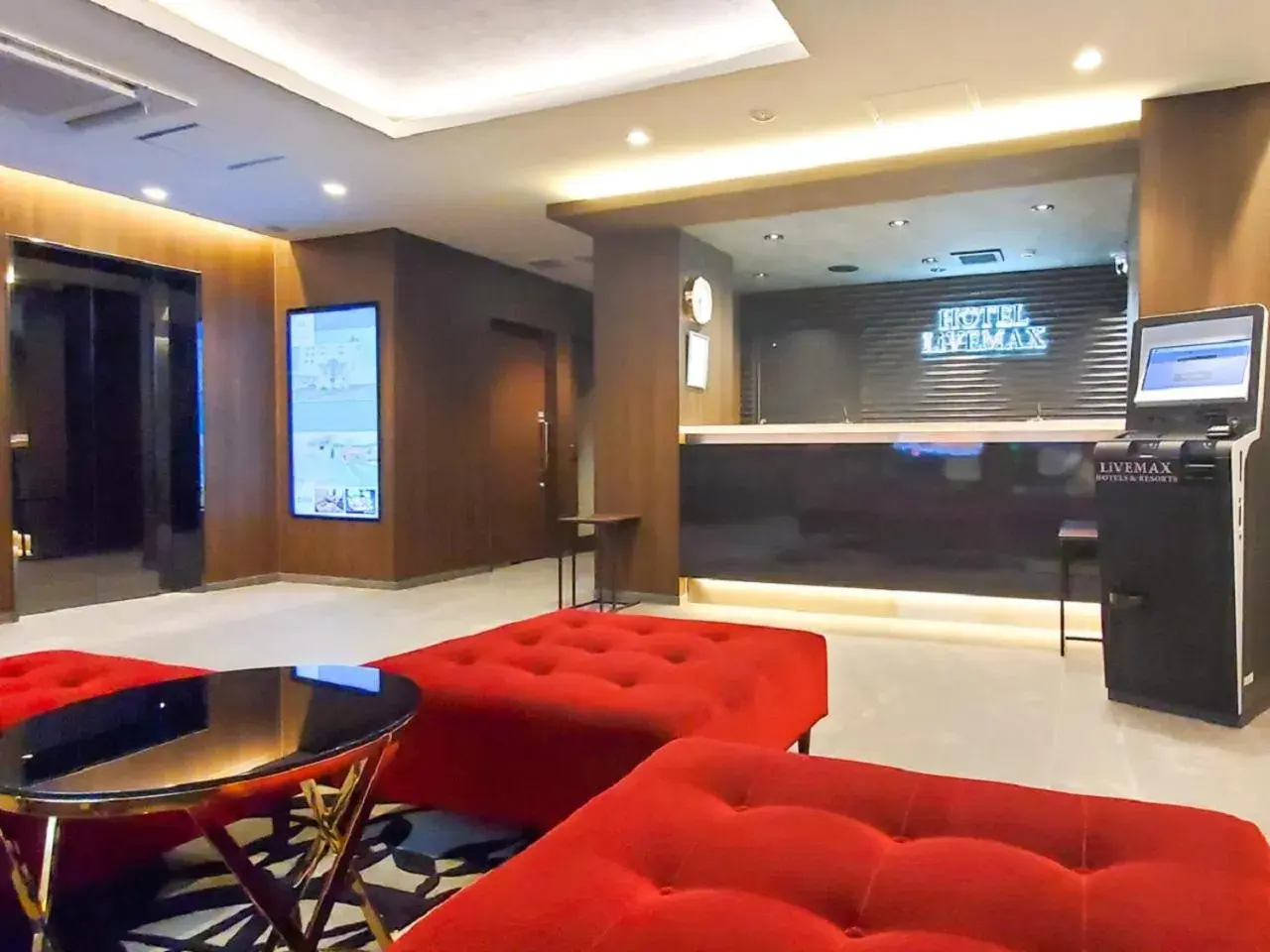 Lobby or reception in HOTEL LiVEMAX Tachikawa Ekimae Lobby or reception in HOTEL LiVEMAX Tachikawa Ekimae