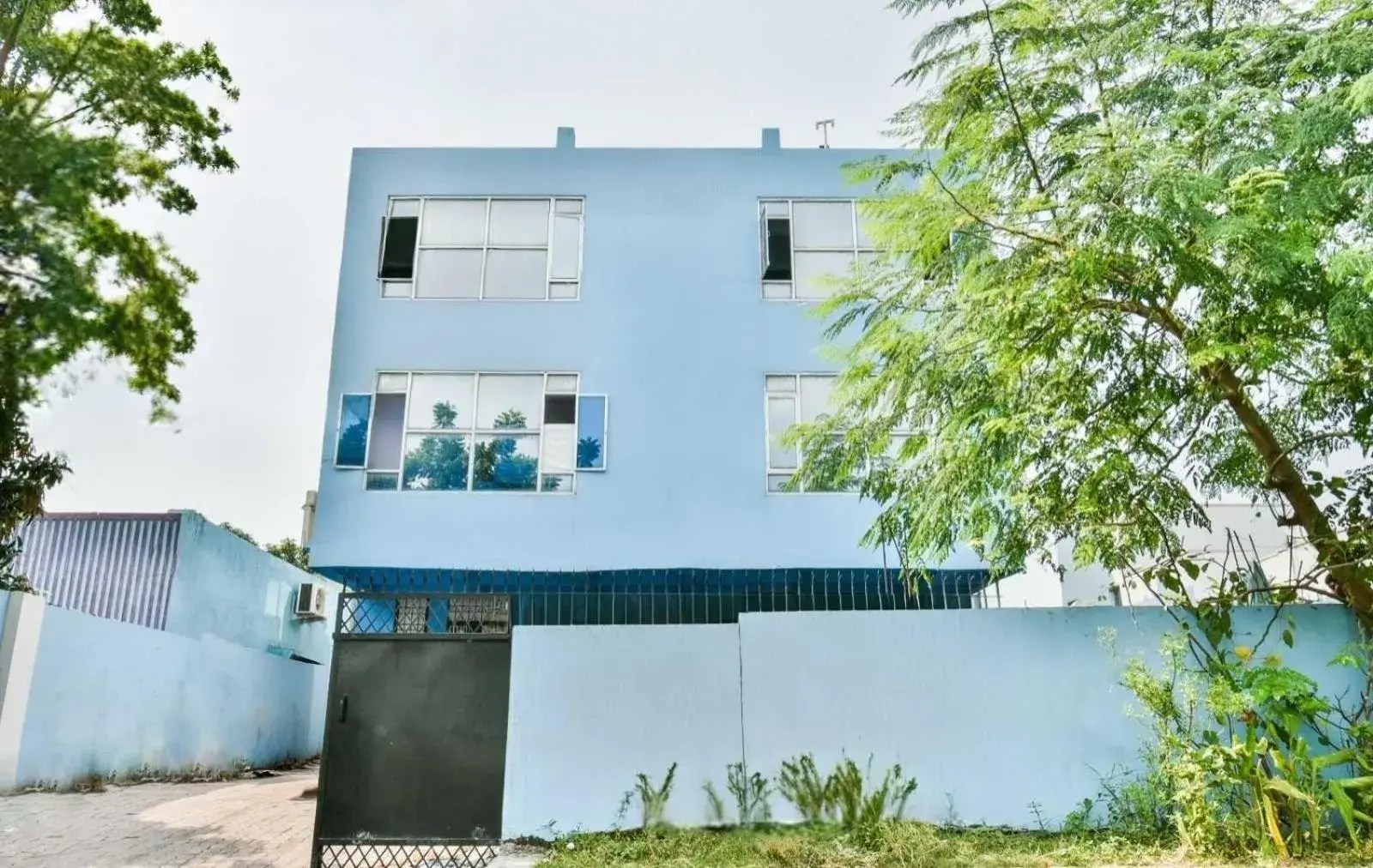 Facade/entrance in Hotel O AG Colony Park Patna Formerly Capital Pearl Facade/entrance in Hotel O AG Colony Park Patna Formerly Capital Pearl