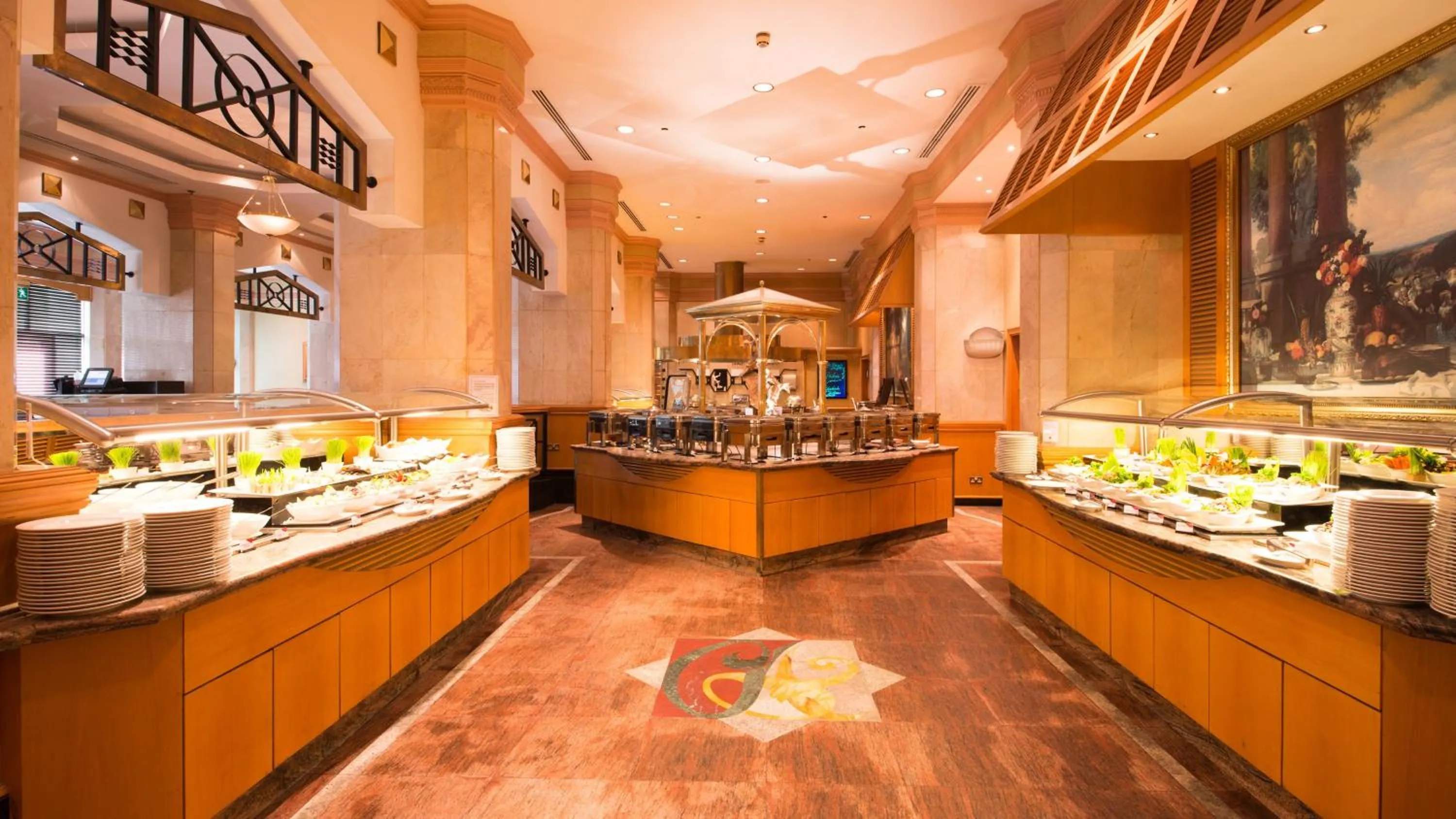 Restaurant/places to eat in Holiday Inn Kuwait Al Thuraya City by IHG