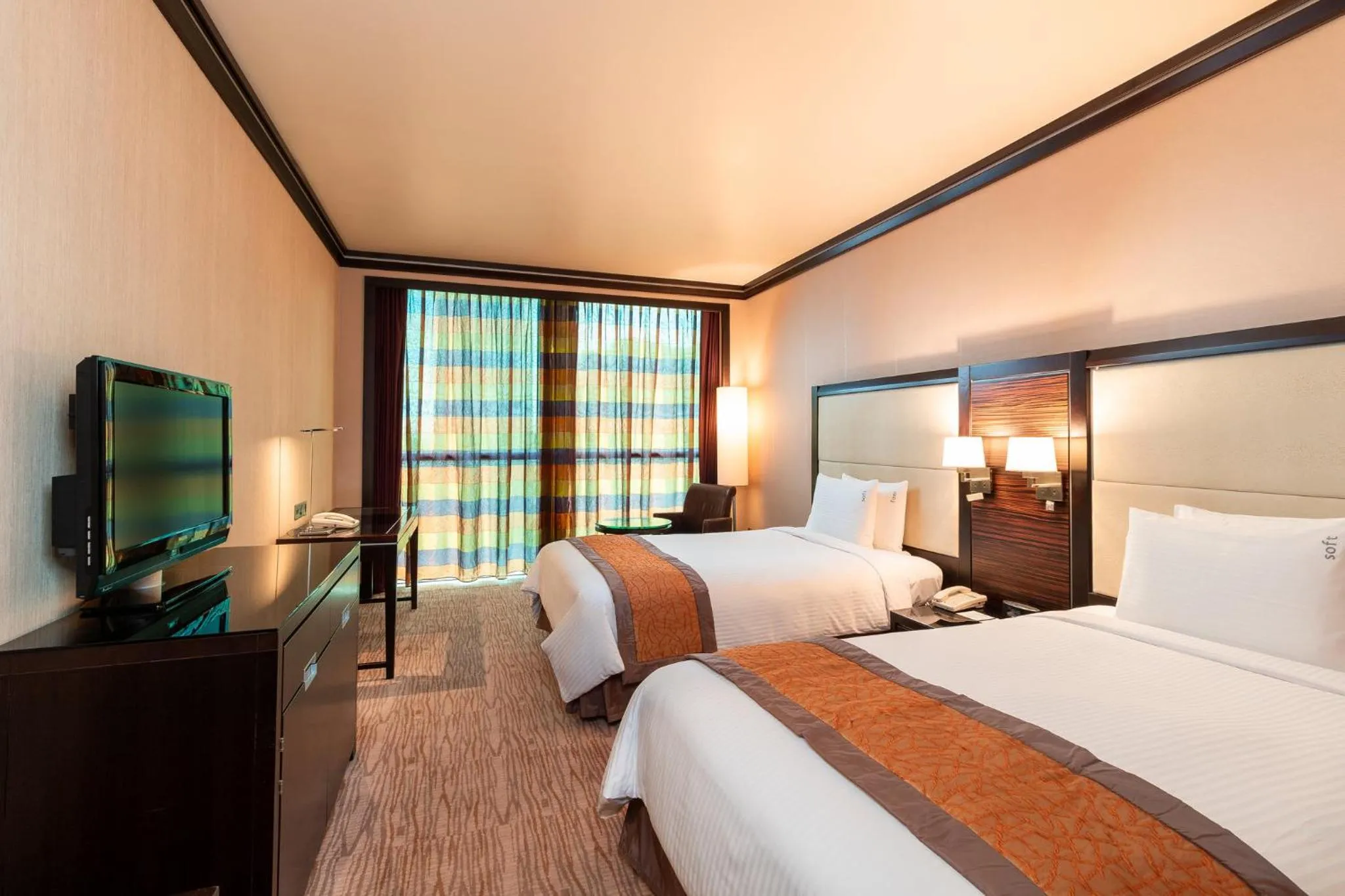 Photo of the whole room, Bed in Holiday Inn Kuwait Al Thuraya City by IHG